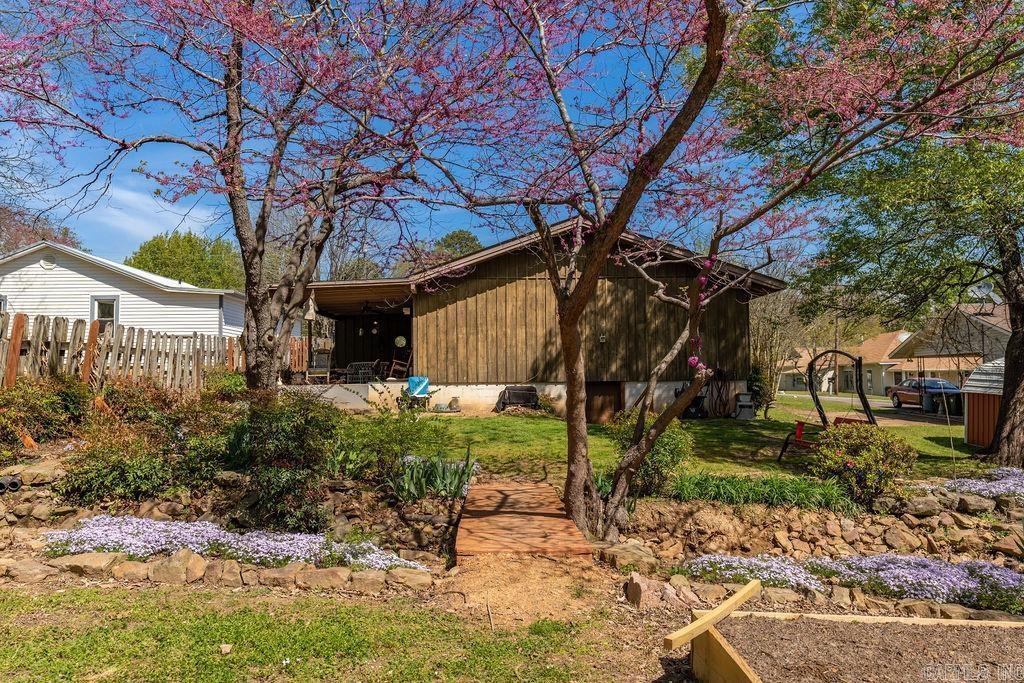 MOORE & CASE ADDITION - Residential