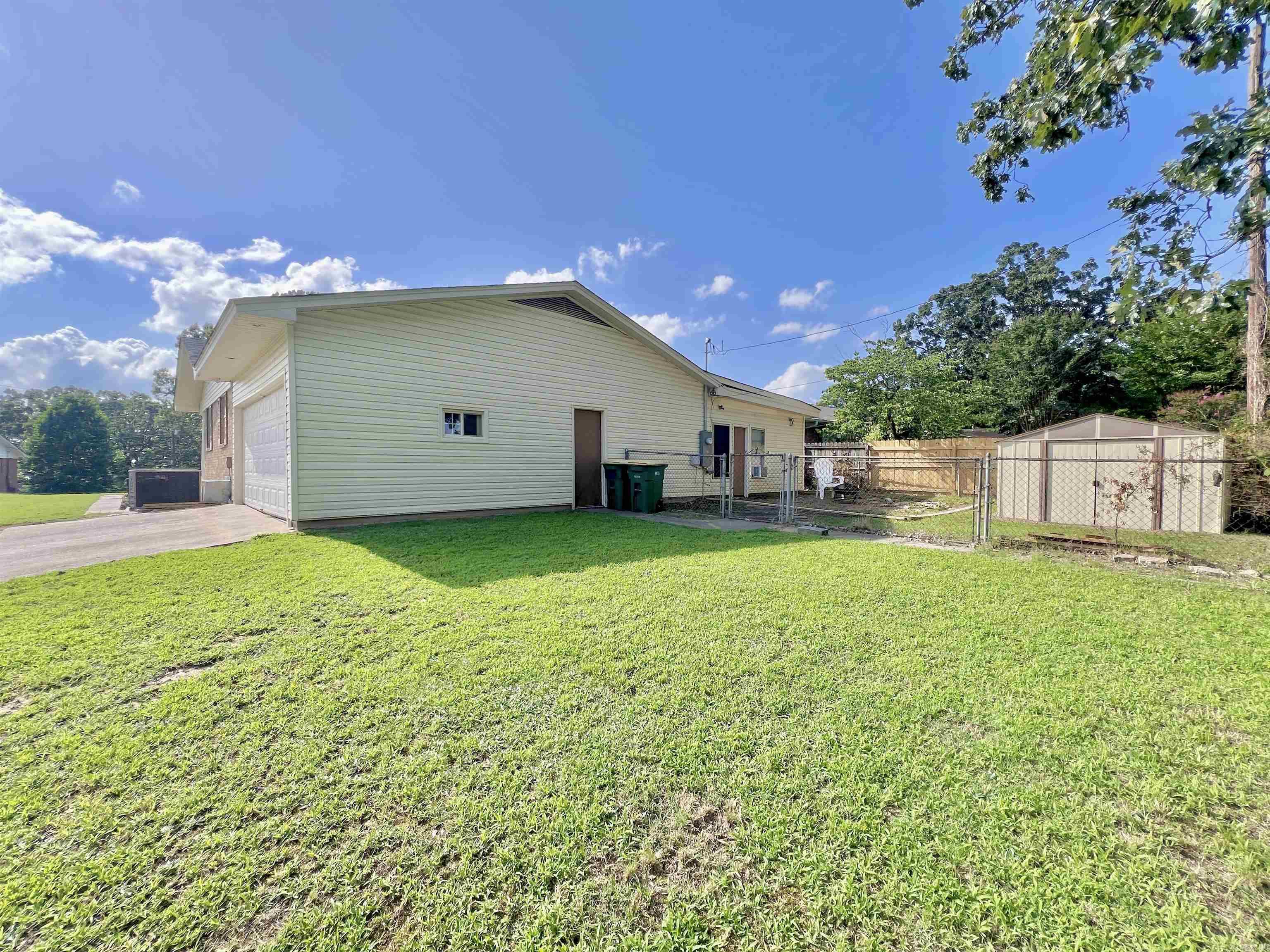 PIKE VIEW - Residential