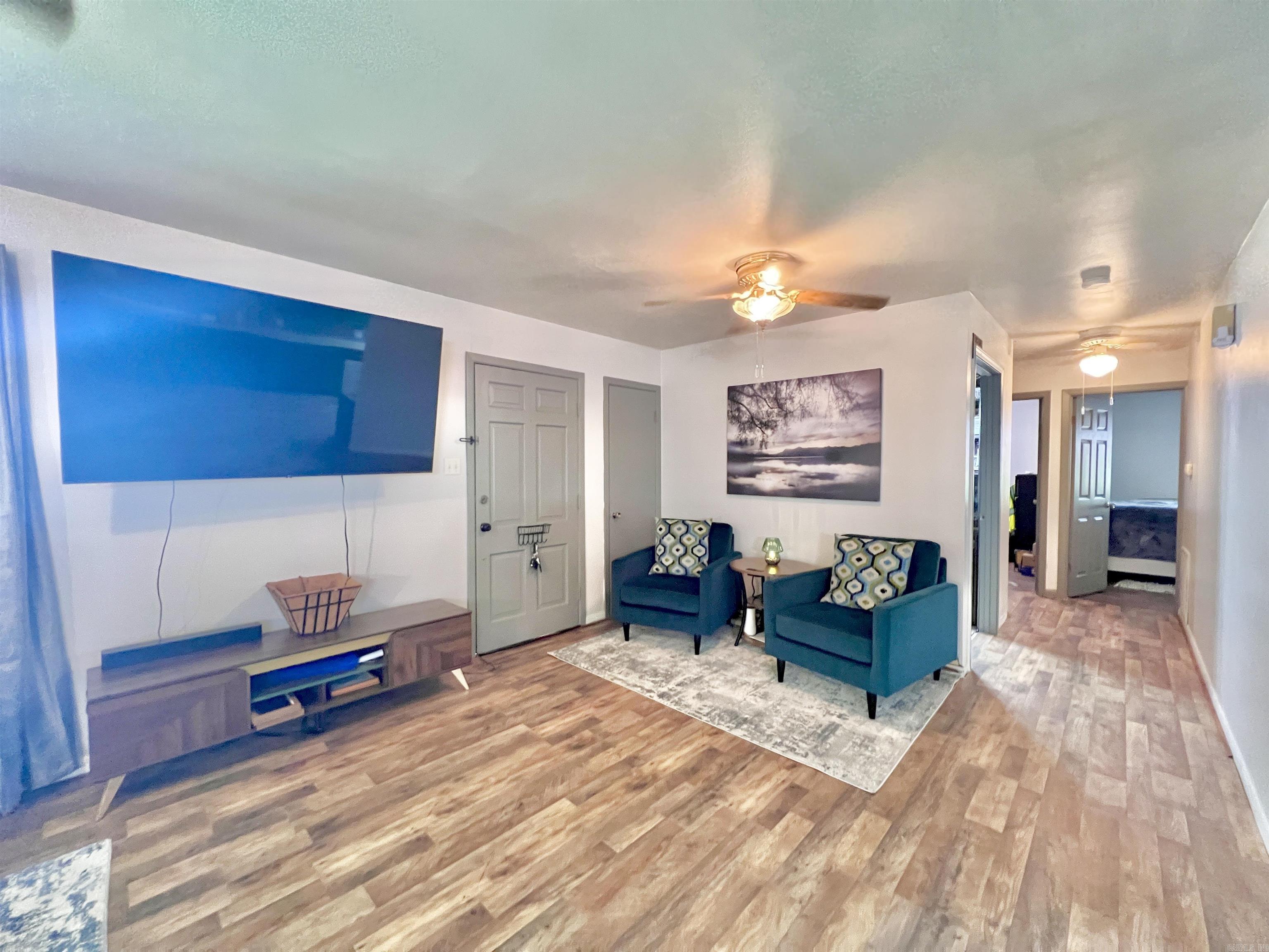 PIKE VIEW - Residential