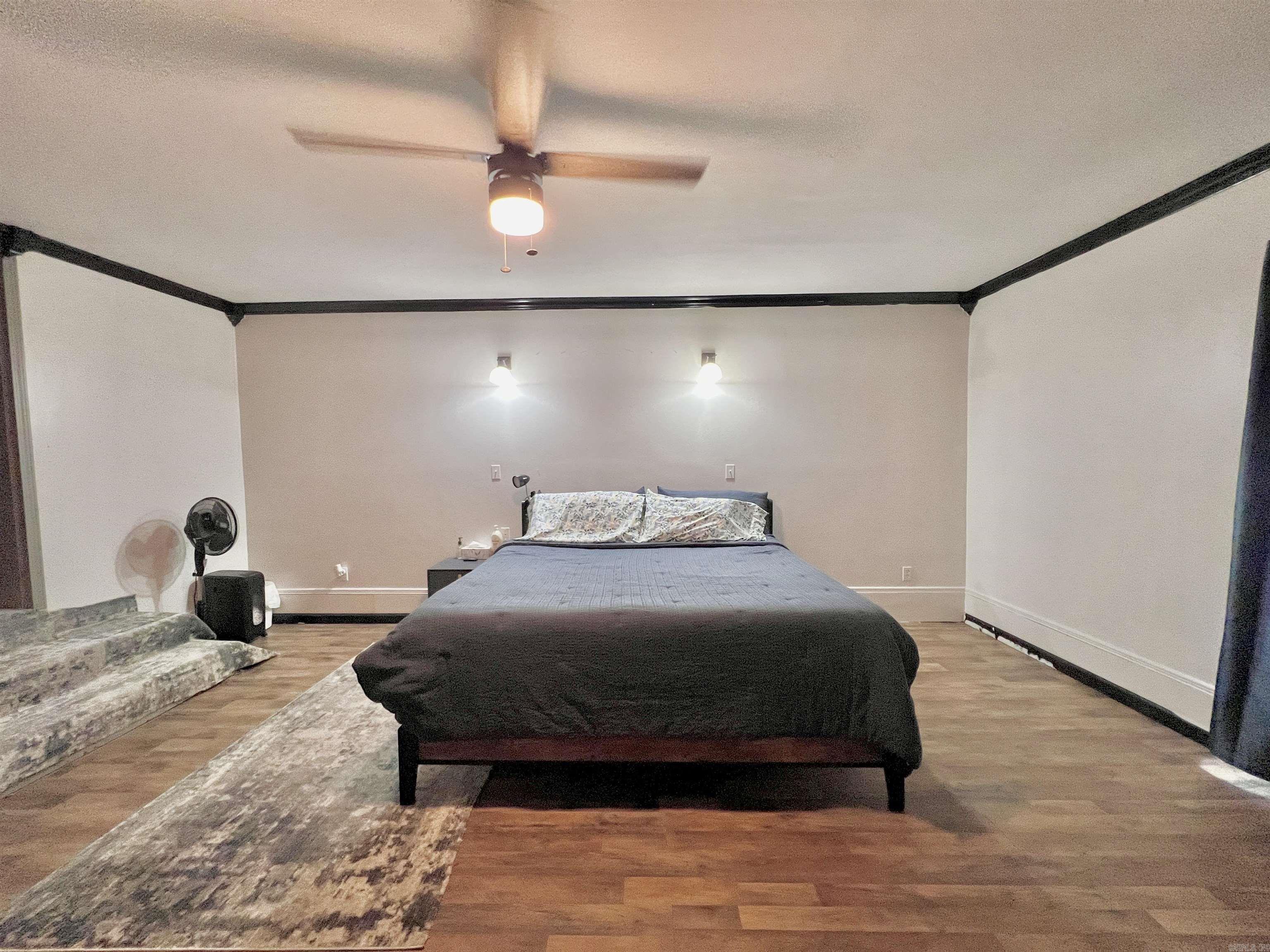 PIKE VIEW - Residential