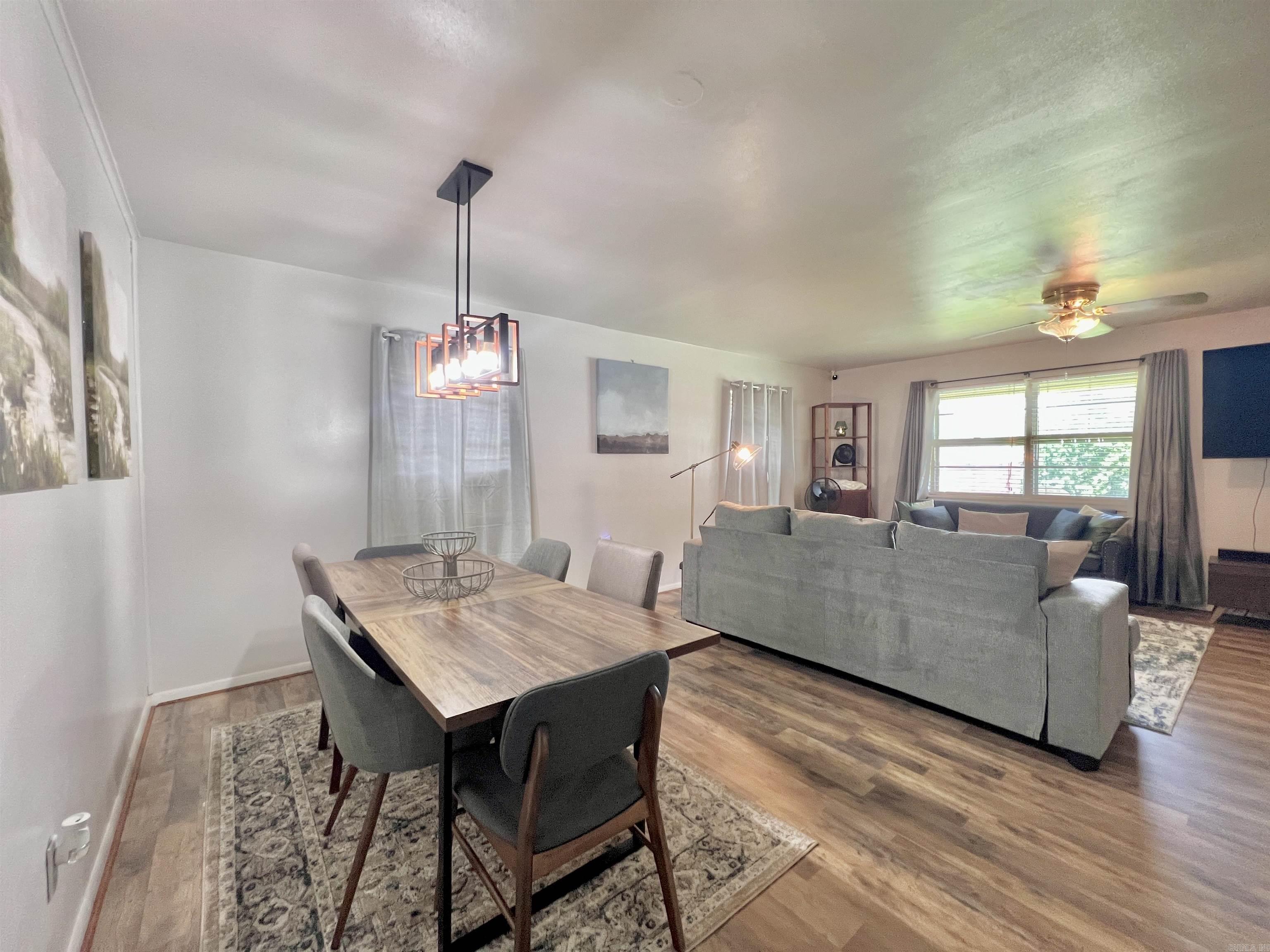 PIKE VIEW - Residential