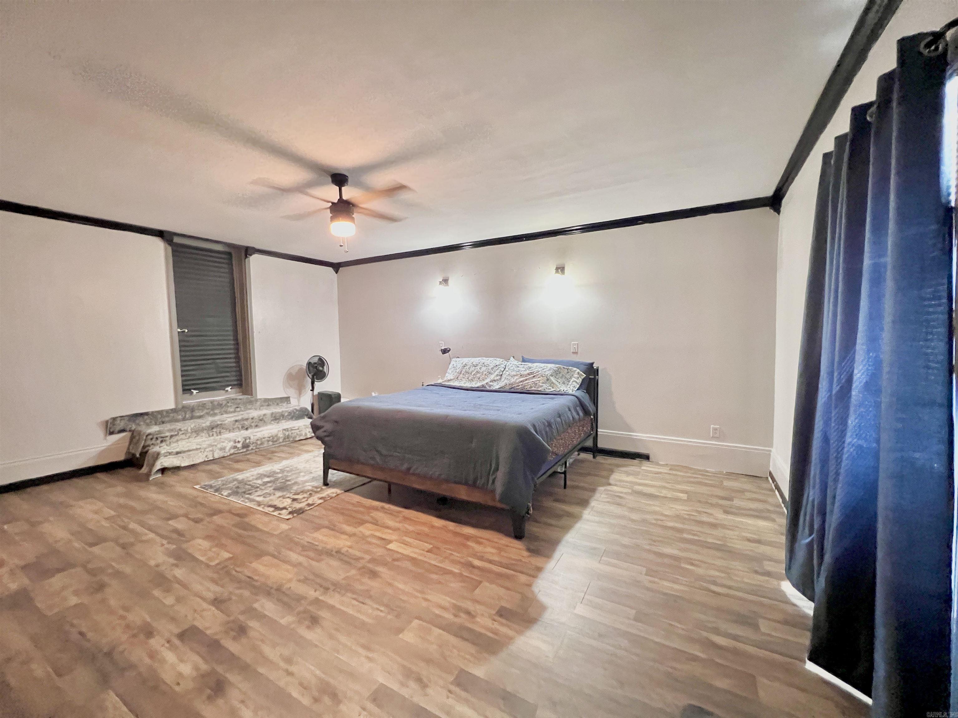 PIKE VIEW - Residential