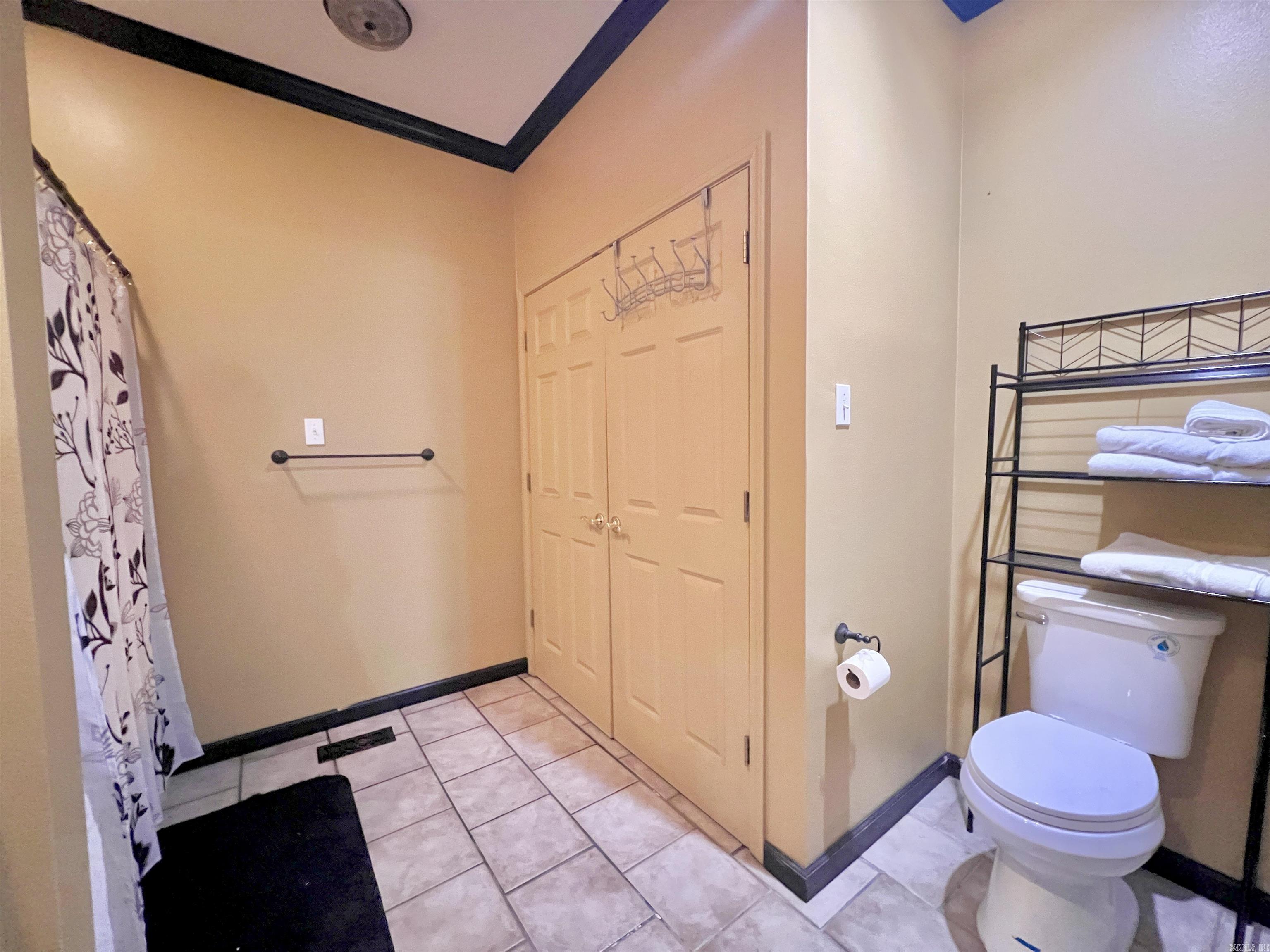 PIKE VIEW - Residential