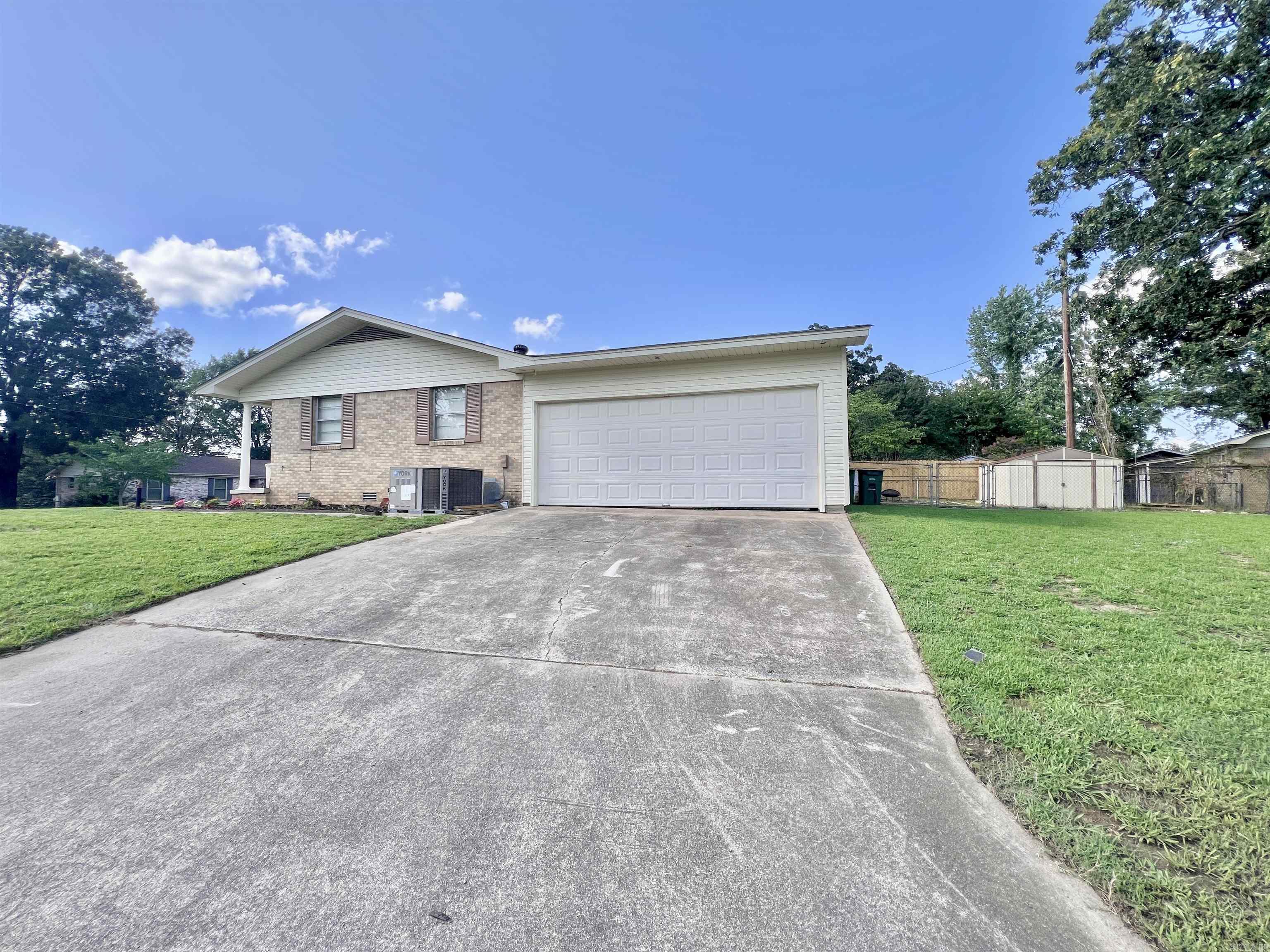 PIKE VIEW - Residential