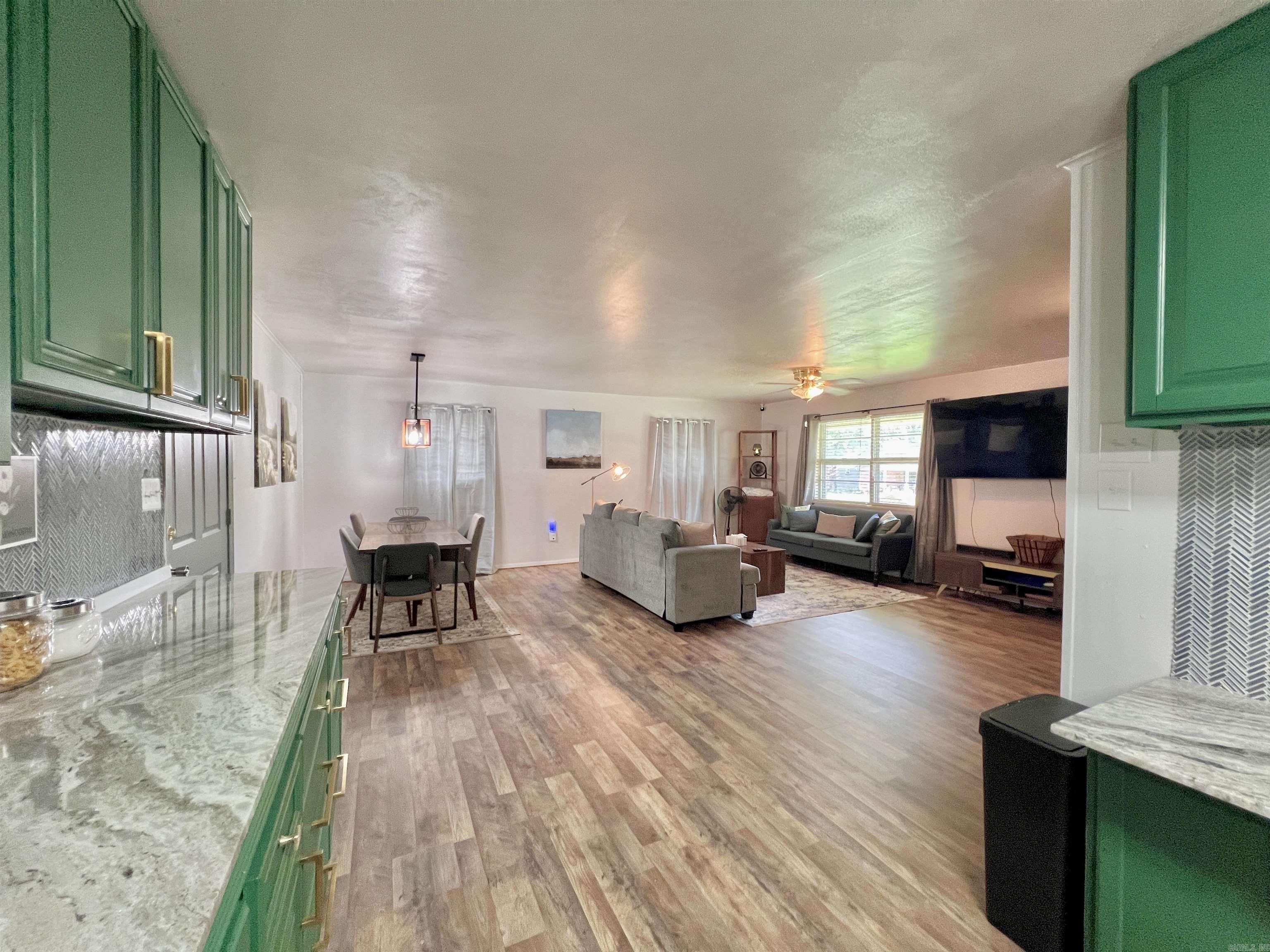 PIKE VIEW - Residential