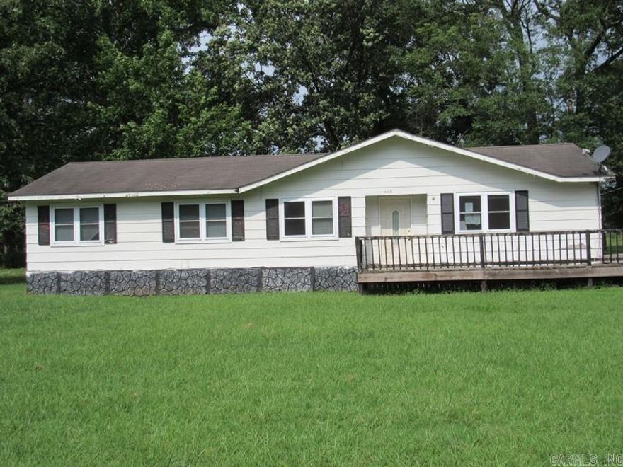 Sold as is where is this property offer large lot, it is rural property there are 4 bed rooms, 2 Baths, Great room, den, kitchen and Sep dinning room this house just need a little love and care.  This is not a manufacture home it is a house.