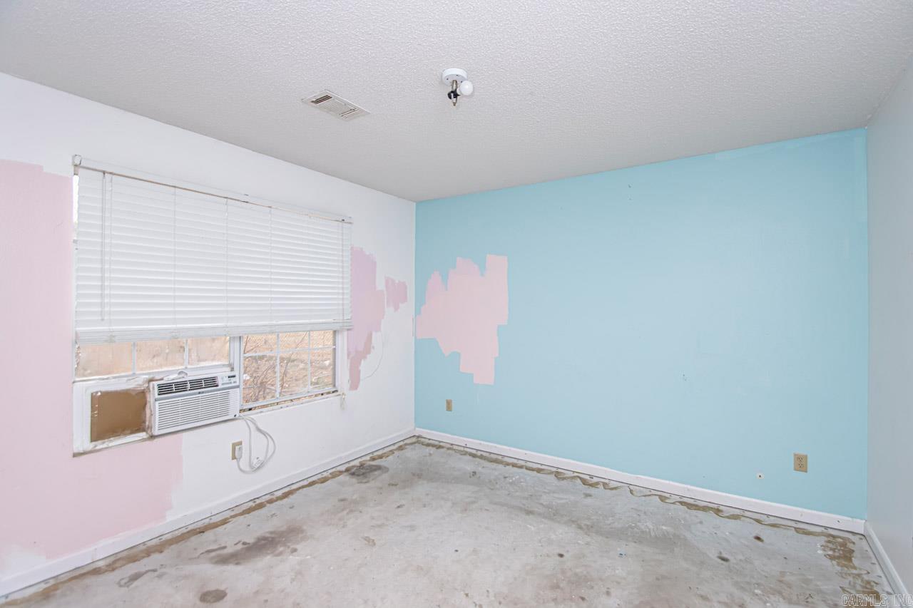 SHANNON HILLS s - Residential