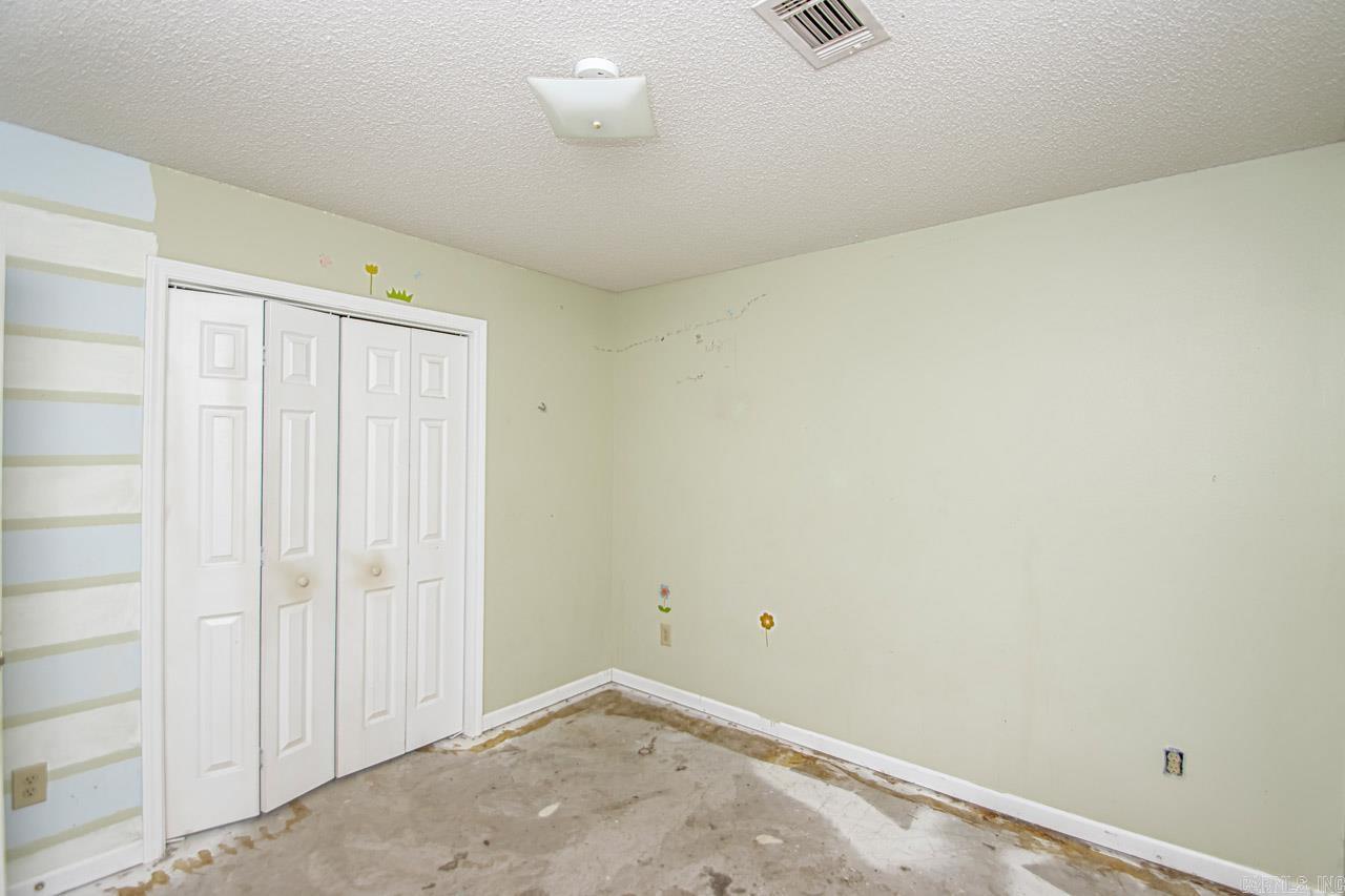 SHANNON HILLS s - Residential