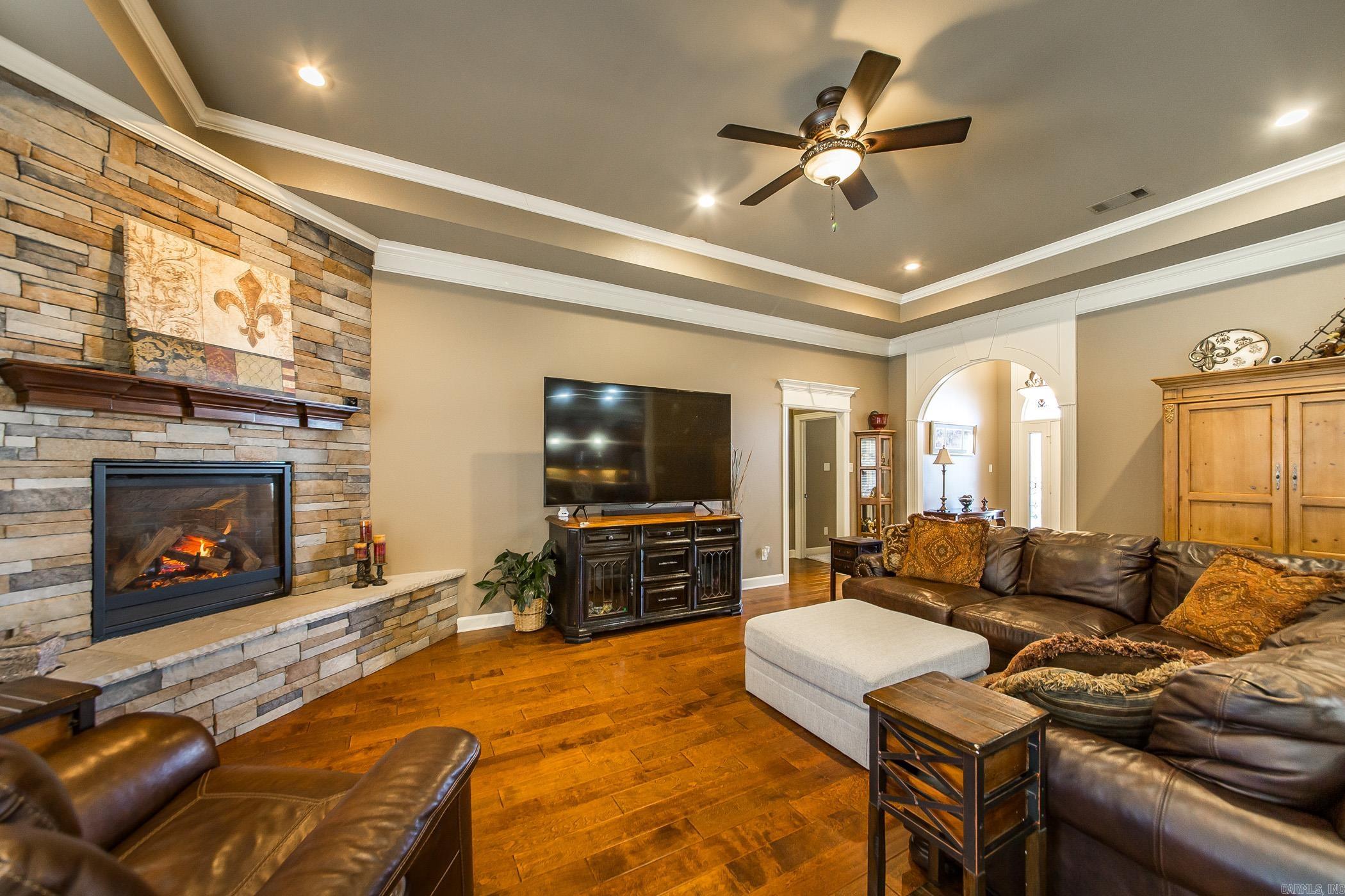 GREYSTONE - Residential