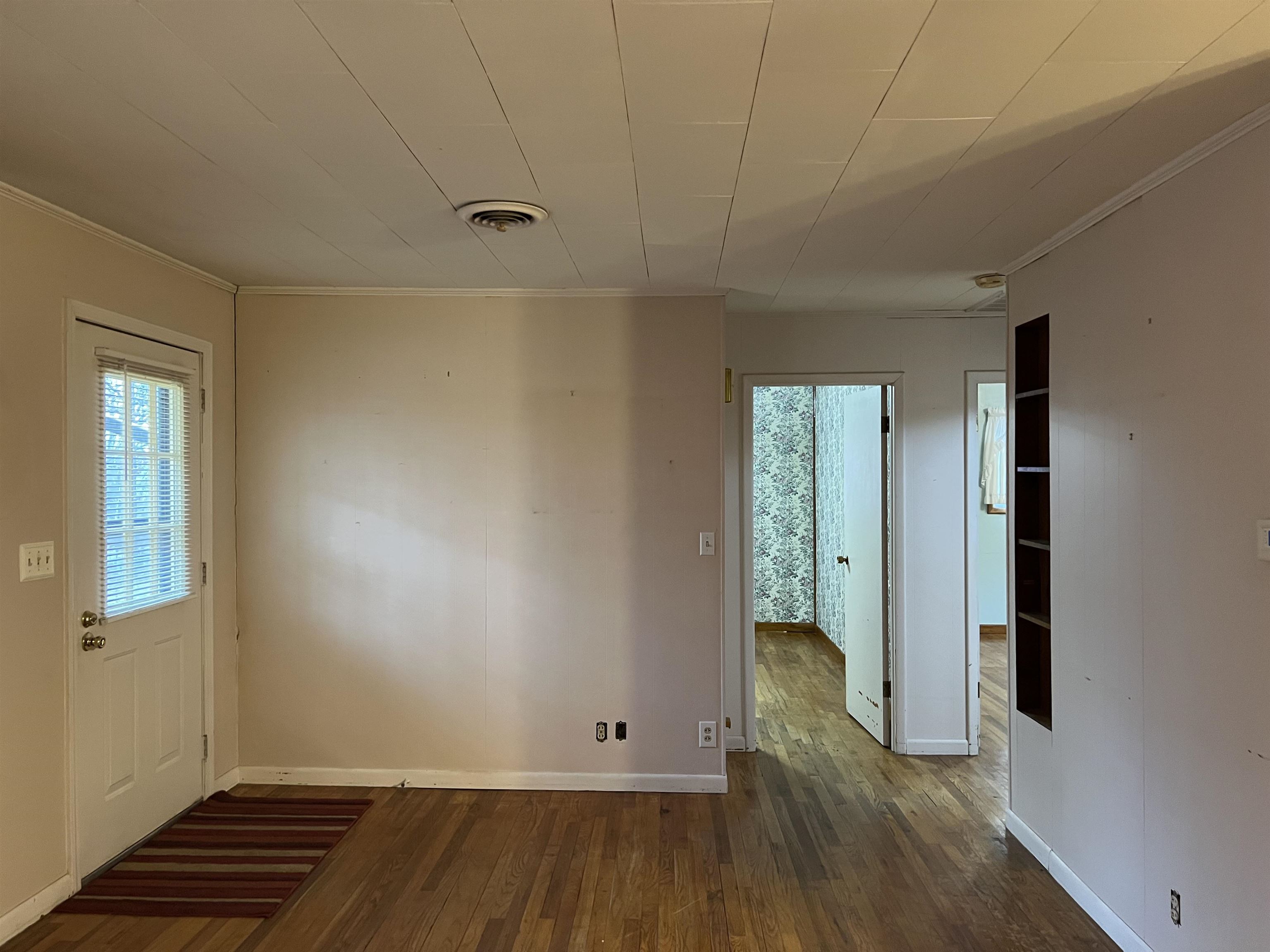 LAKE FORREST ADDN - Residential