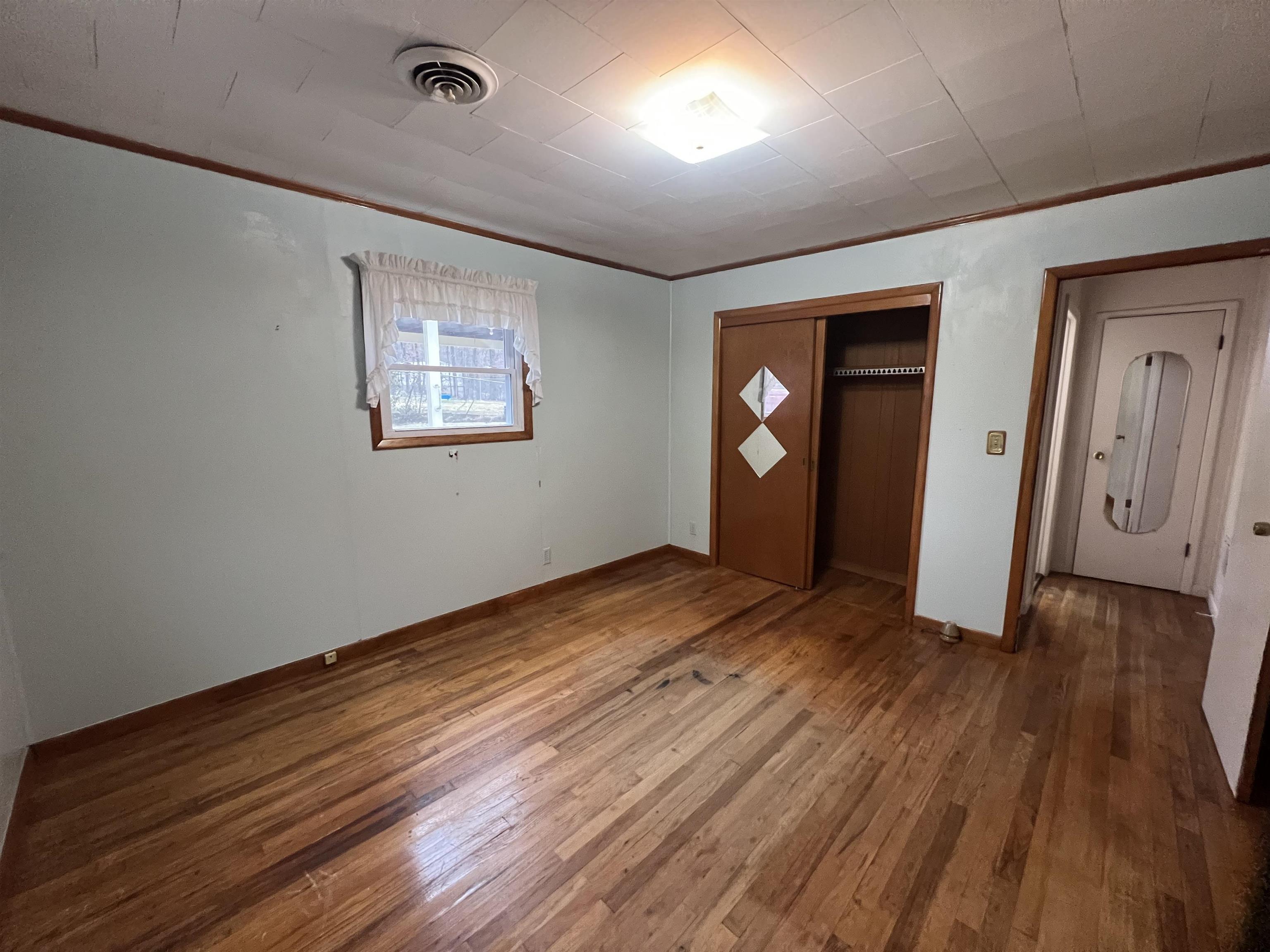 LAKE FORREST ADDN - Residential