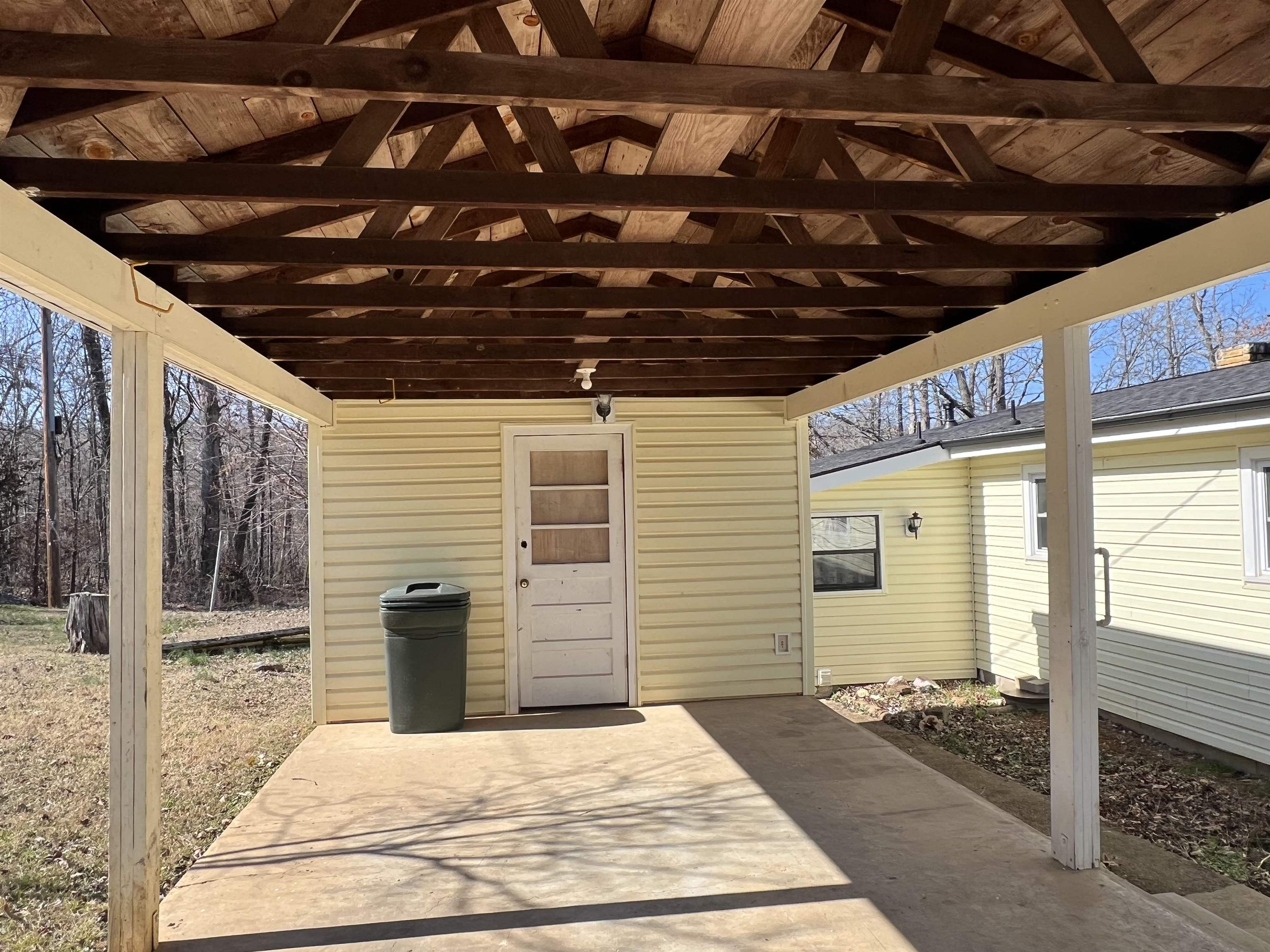 LAKE FORREST ADDN - Residential