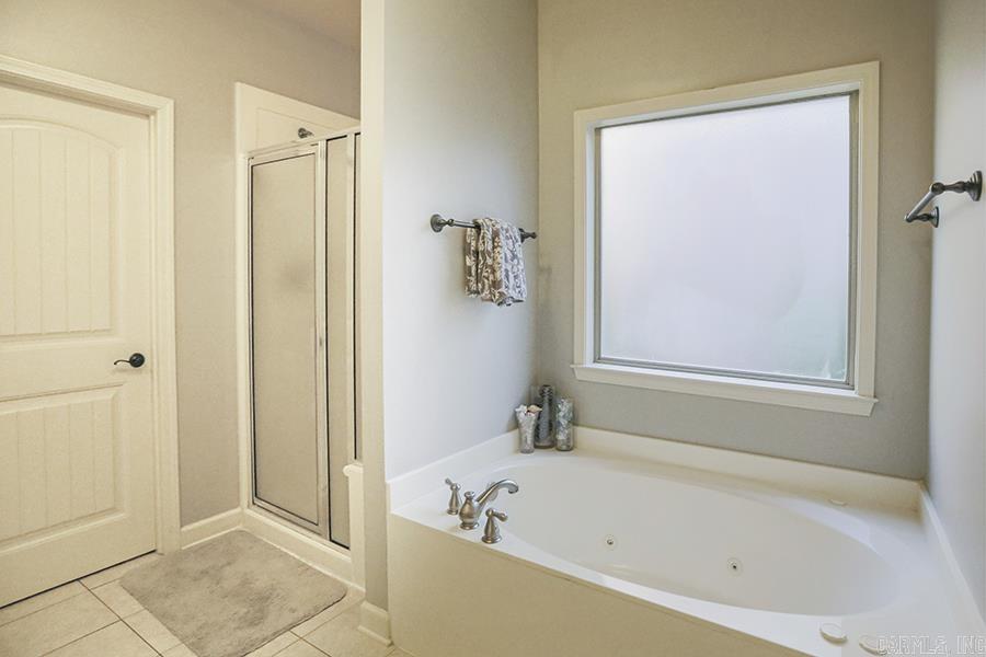 CHENAL VALLEY EPERNAY PLACE - Residential