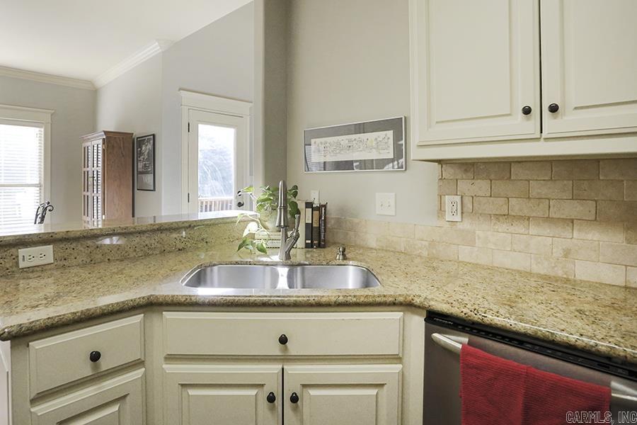 CHENAL VALLEY EPERNAY PLACE - Residential