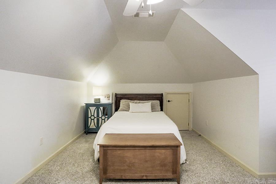 CHENAL VALLEY EPERNAY PLACE - Residential