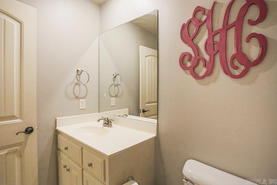 CHENAL VALLEY EPERNAY PLACE - Residential