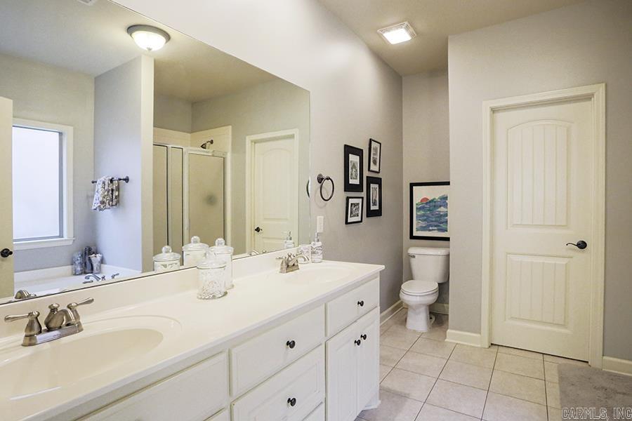 CHENAL VALLEY EPERNAY PLACE - Residential