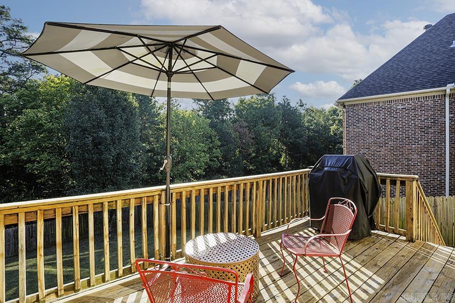 CHENAL VALLEY EPERNAY PLACE - Residential