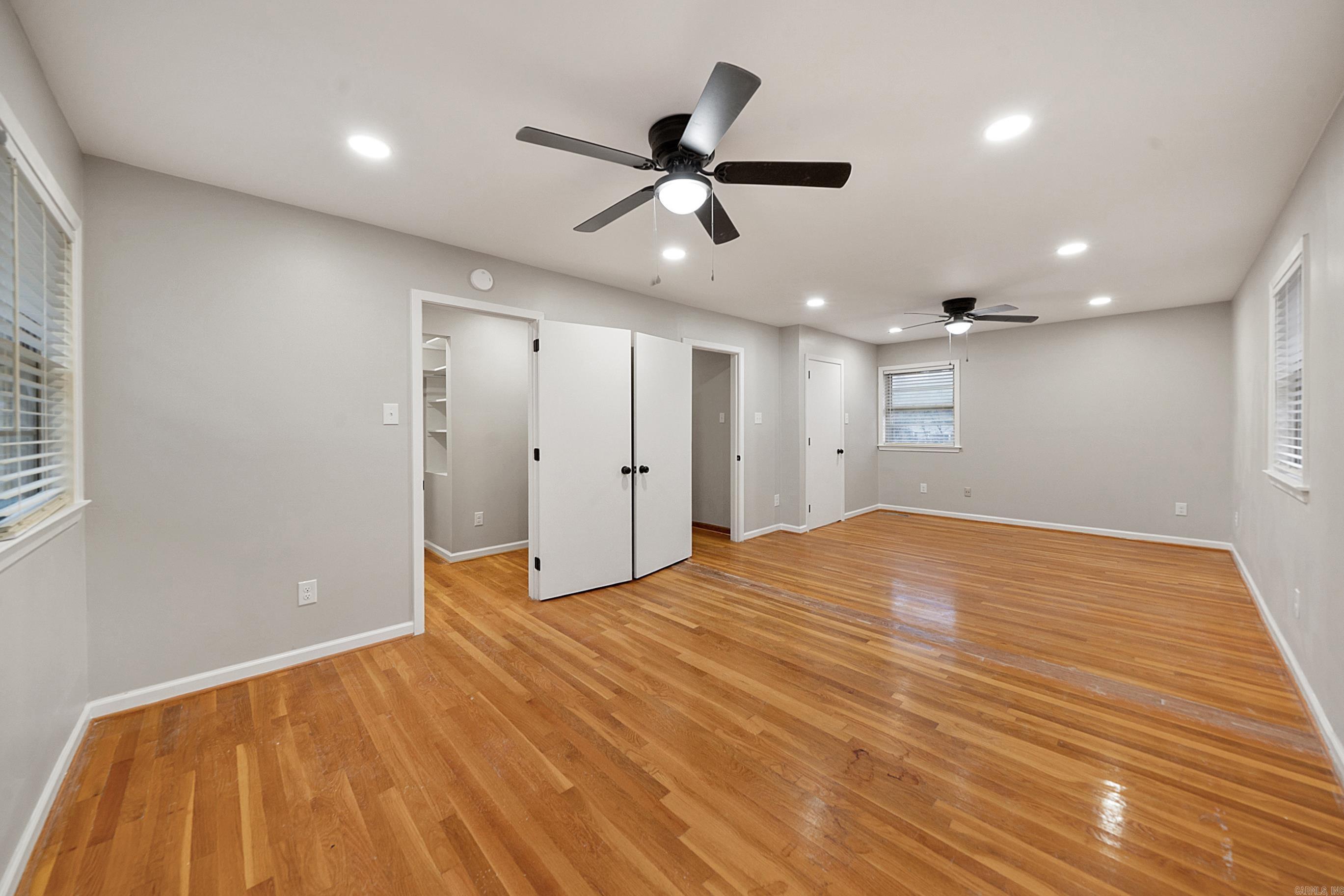 PINE WOOD HILL ADDN - Residential