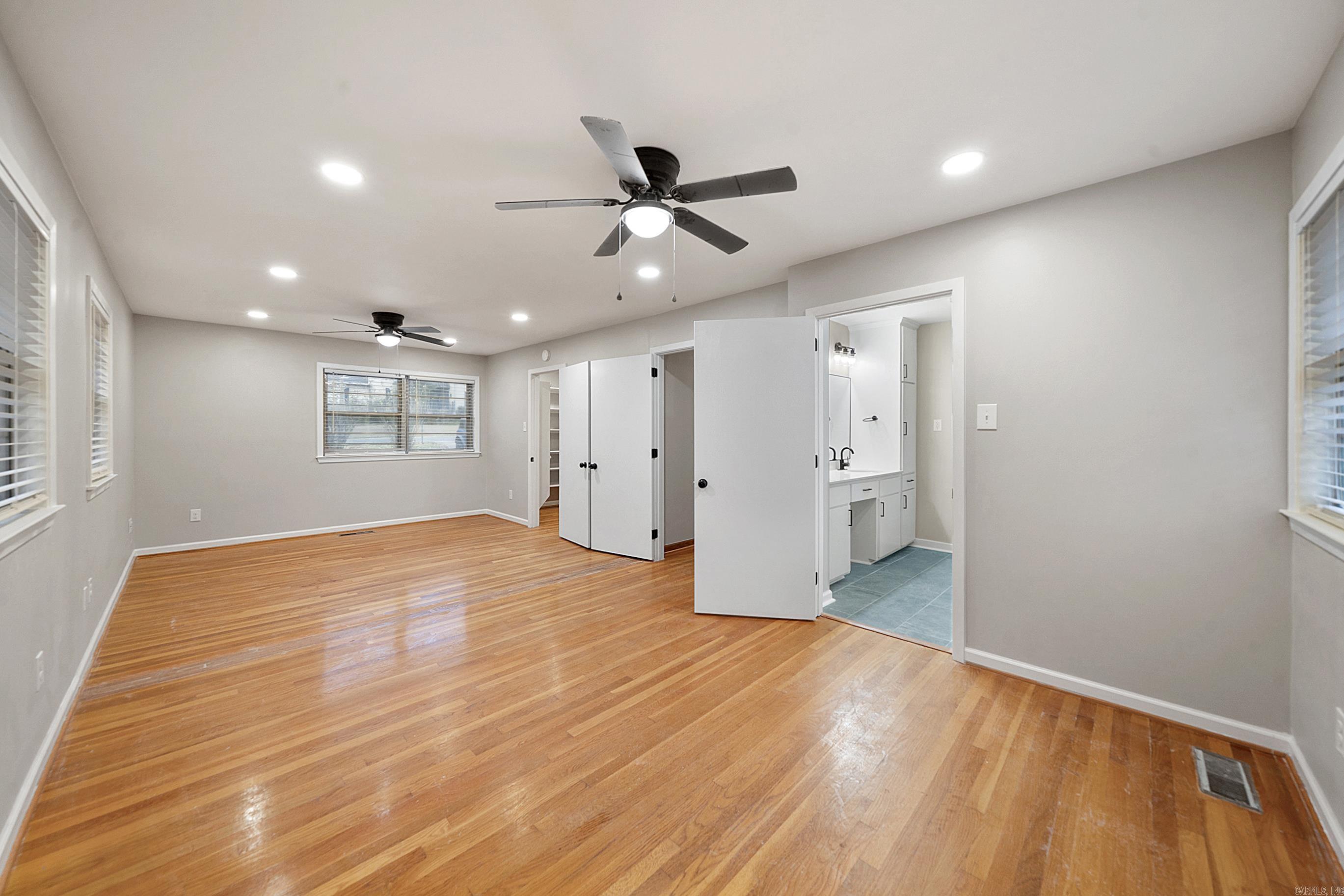 PINE WOOD HILL ADDN - Residential