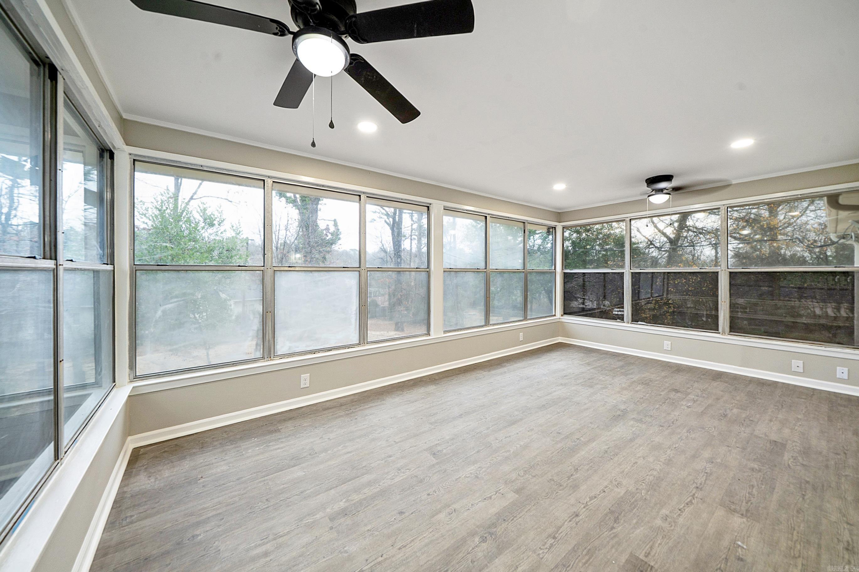 PINE WOOD HILL ADDN - Residential