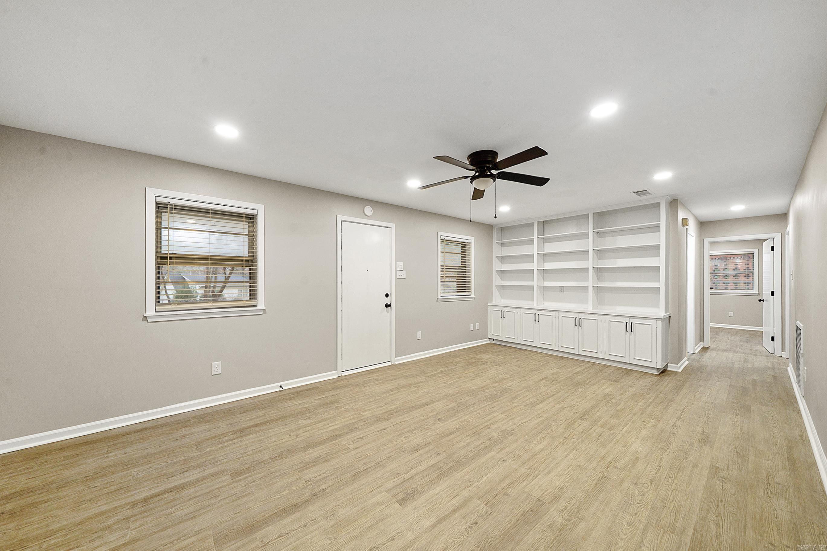 PINE WOOD HILL ADDN - Residential