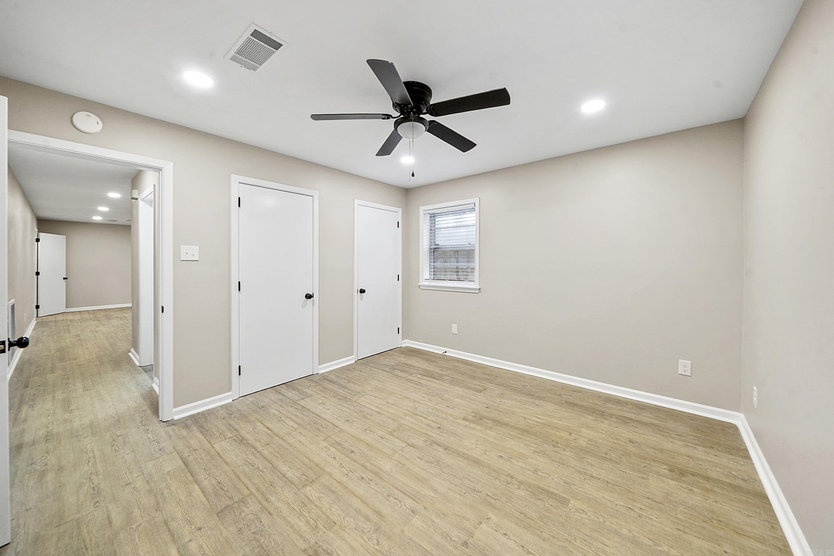 PINE WOOD HILL ADDN - Residential