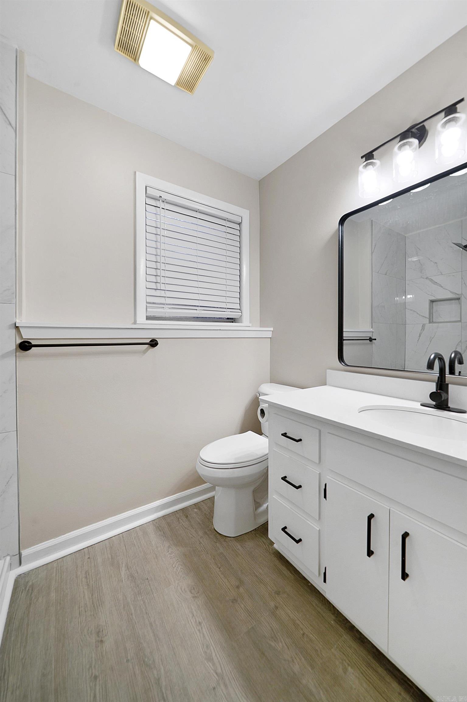 PINE WOOD HILL ADDN - Residential