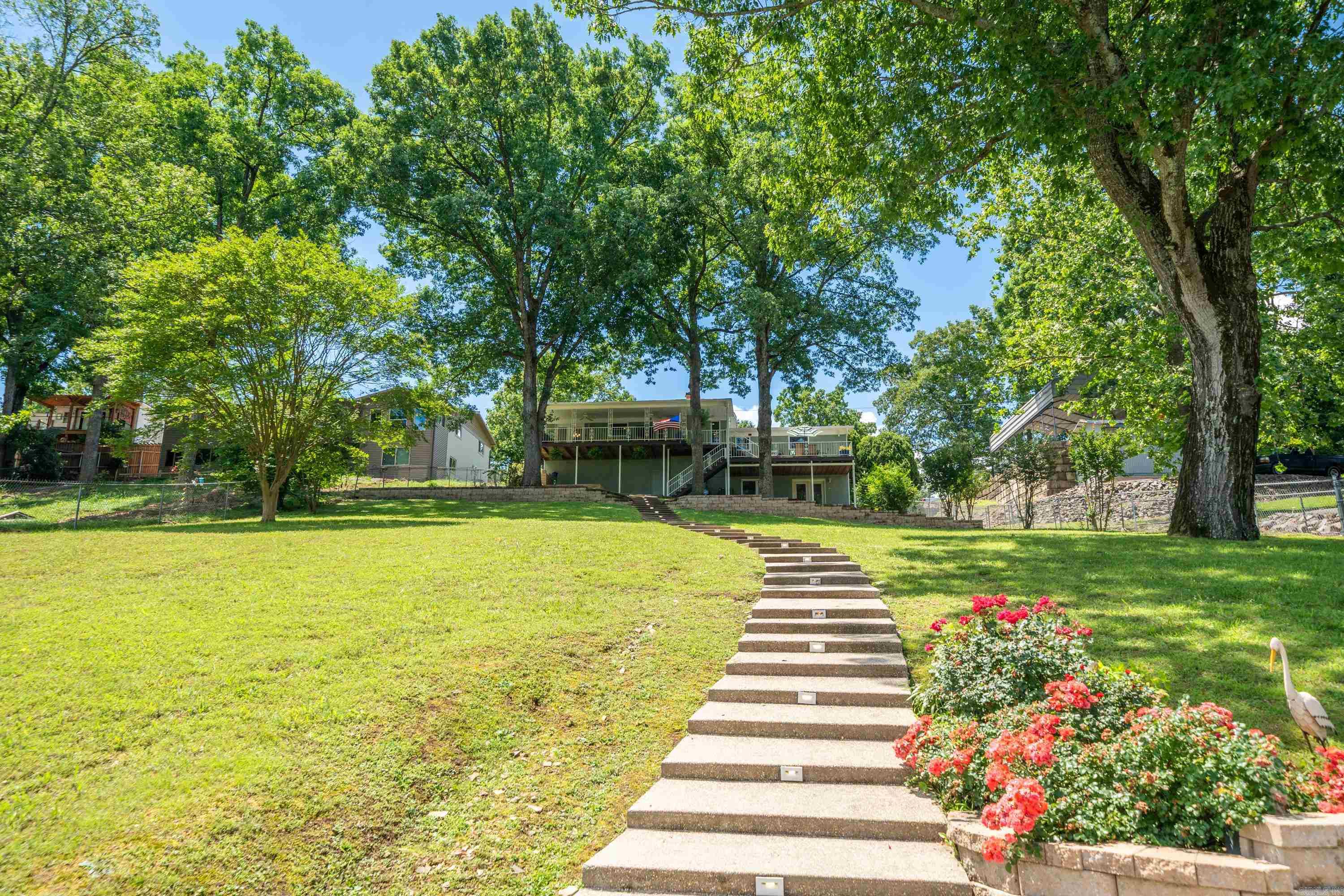 WOODED HILLS AMENDED - Residential
