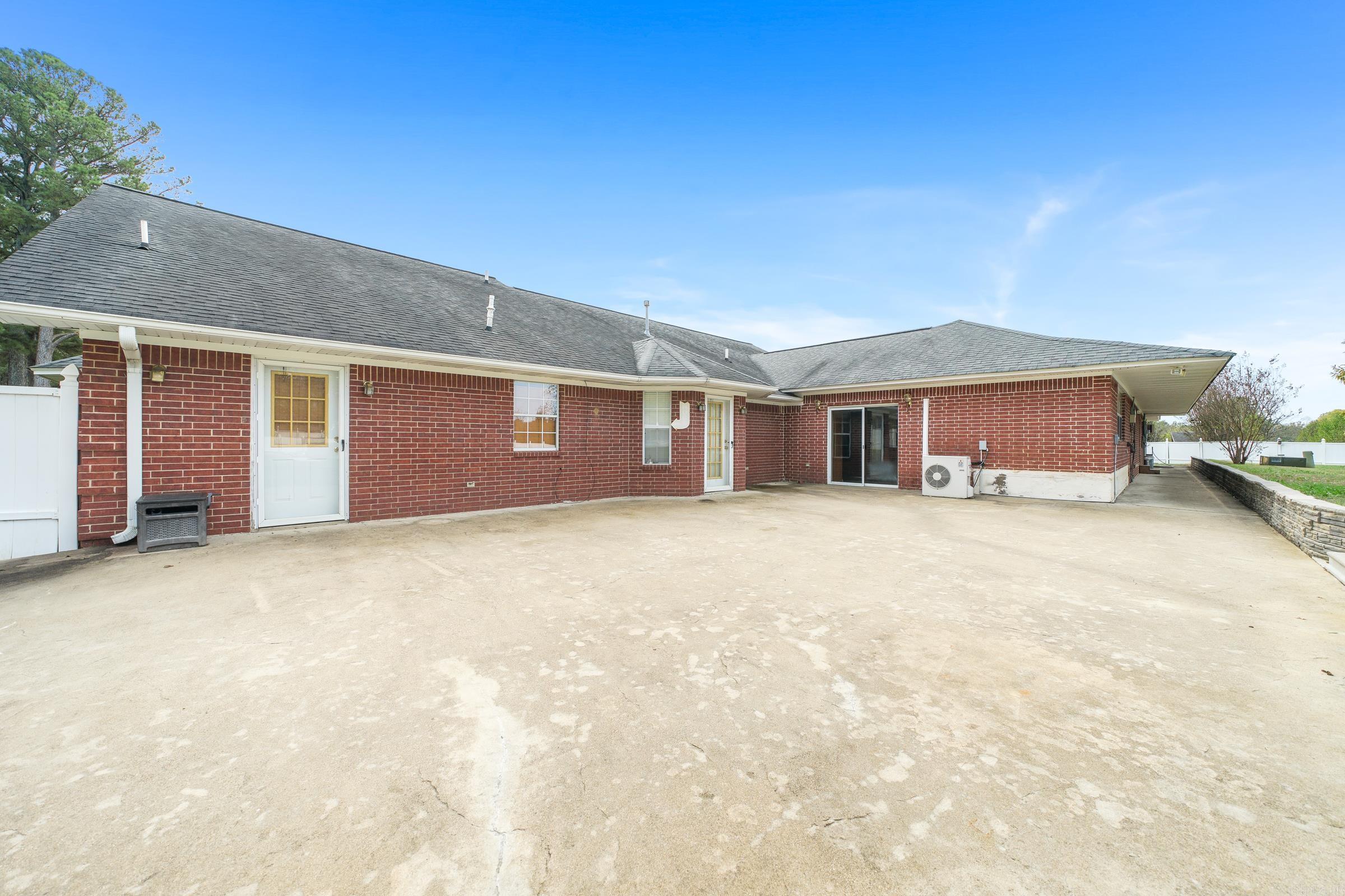 Long Meadow - Residential