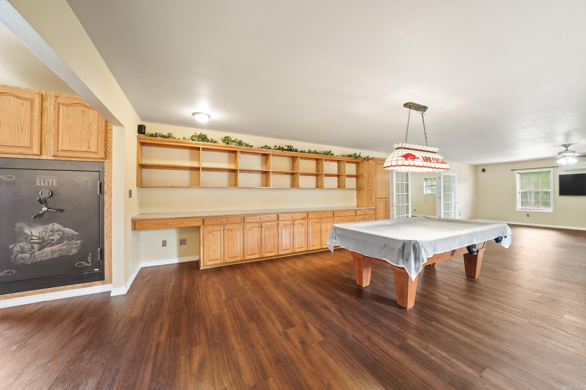 Long Meadow - Residential