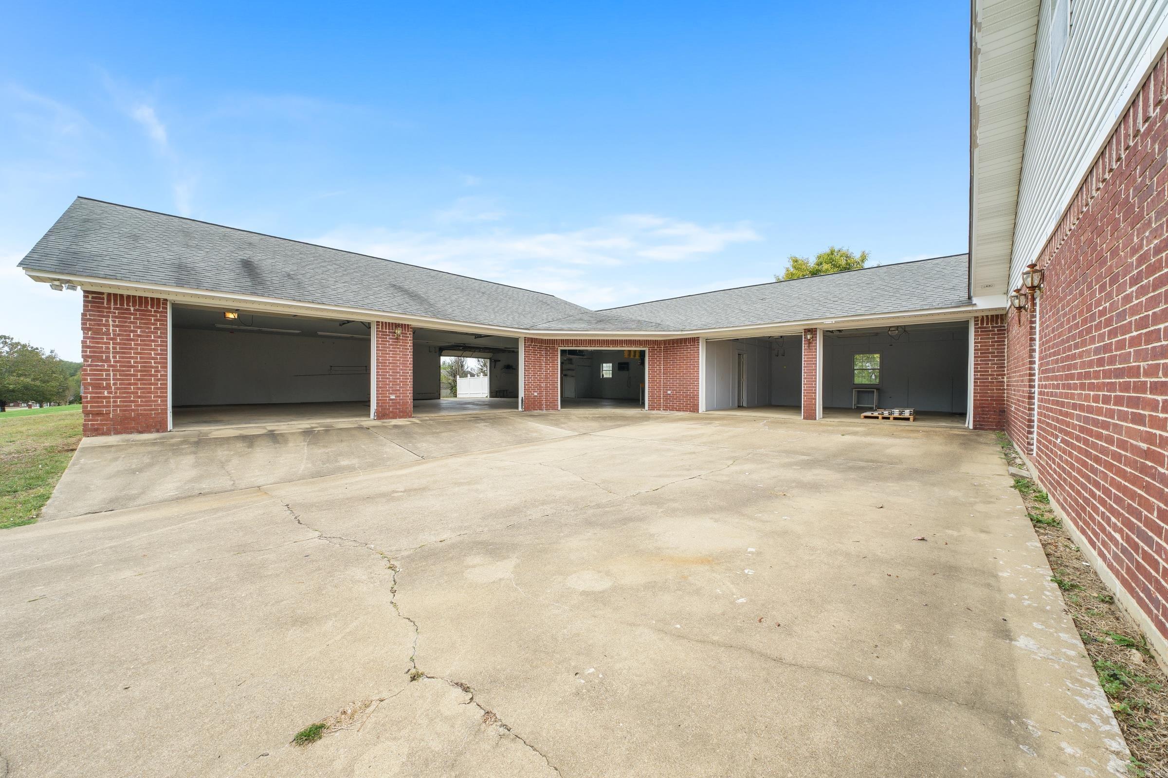 Long Meadow - Residential