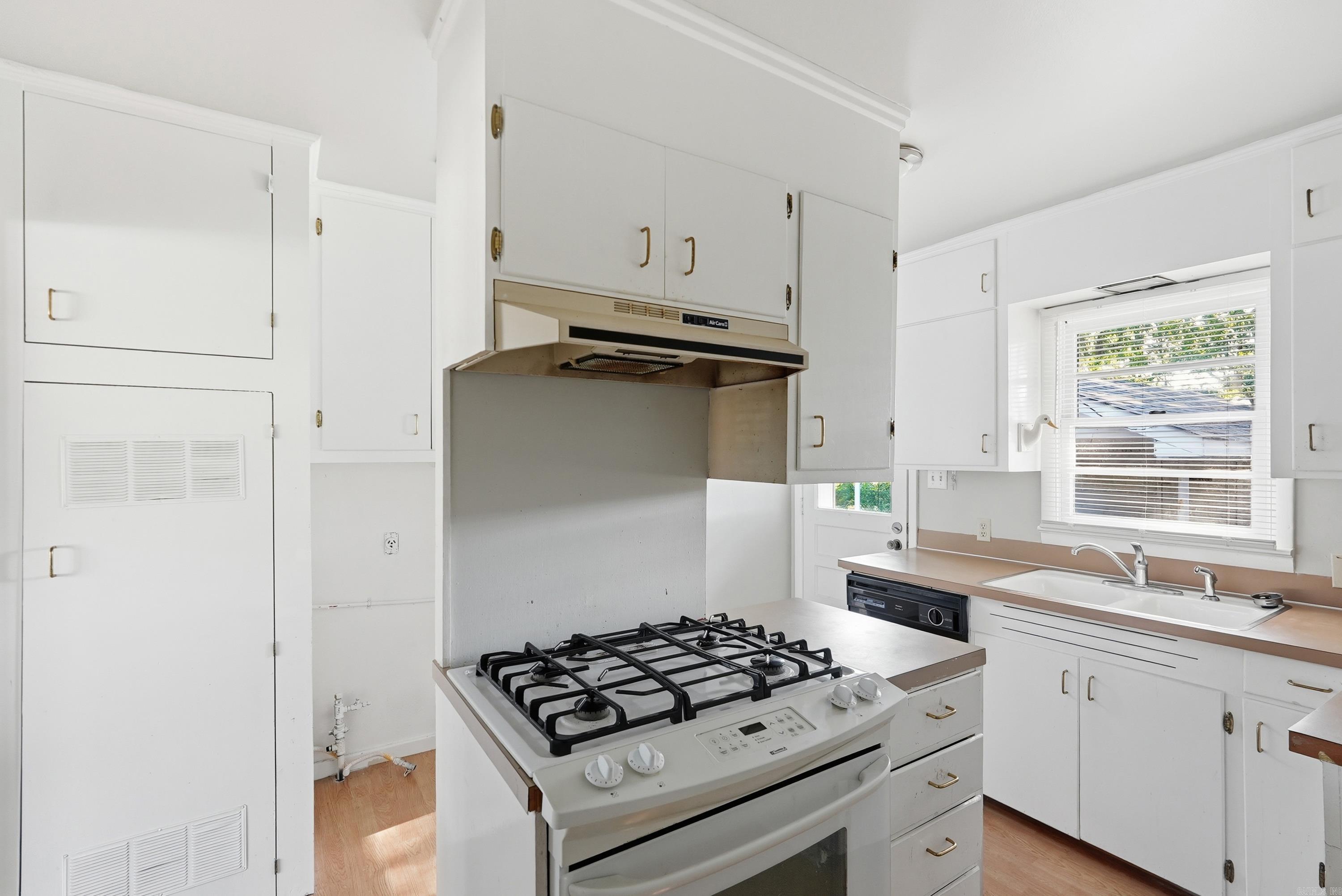 POWERS WM T ADDN - Residential