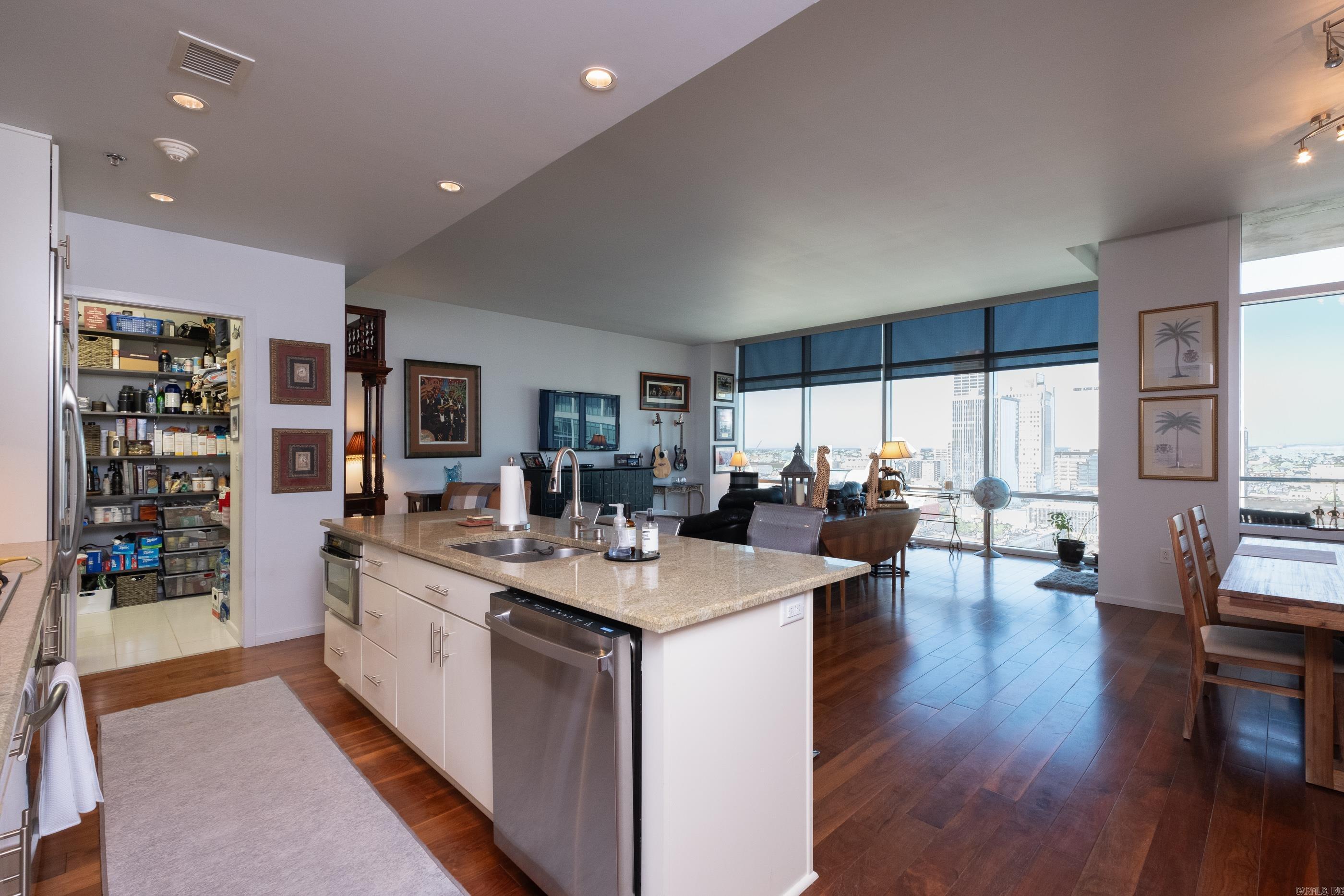 River Market Tower - Residential