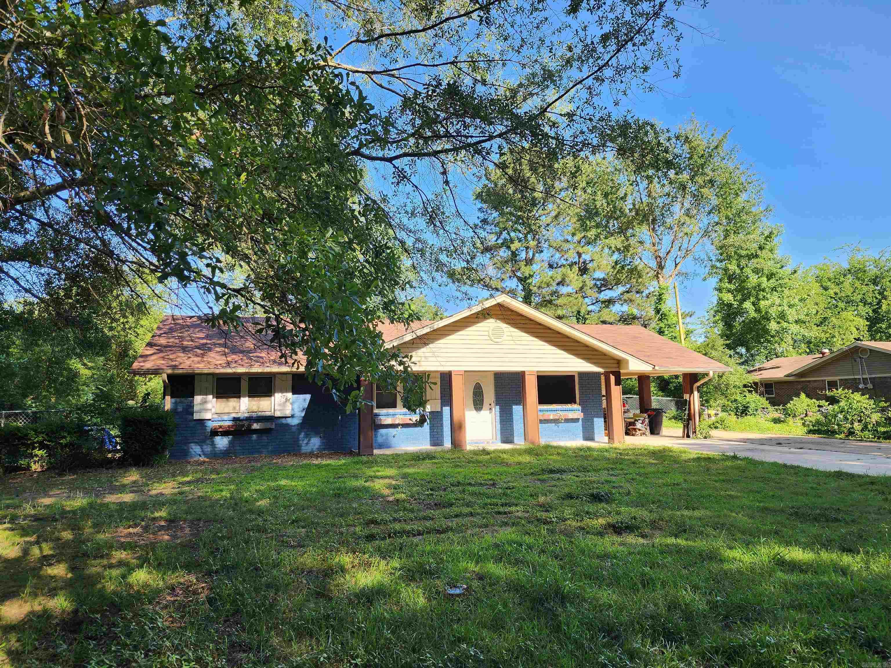 This country charm home is outside of city limits, but still very convenient to town and Hwy 167. Backyard is fully fenced in & comes with a back porch that's great for entertaining and spacious storage building. Beautiful granite countertops in kitchen & both bathrooms. New roof was just put on May 2025. This home qualifies for zero down financing! Call for your tour today! Agent see remarks