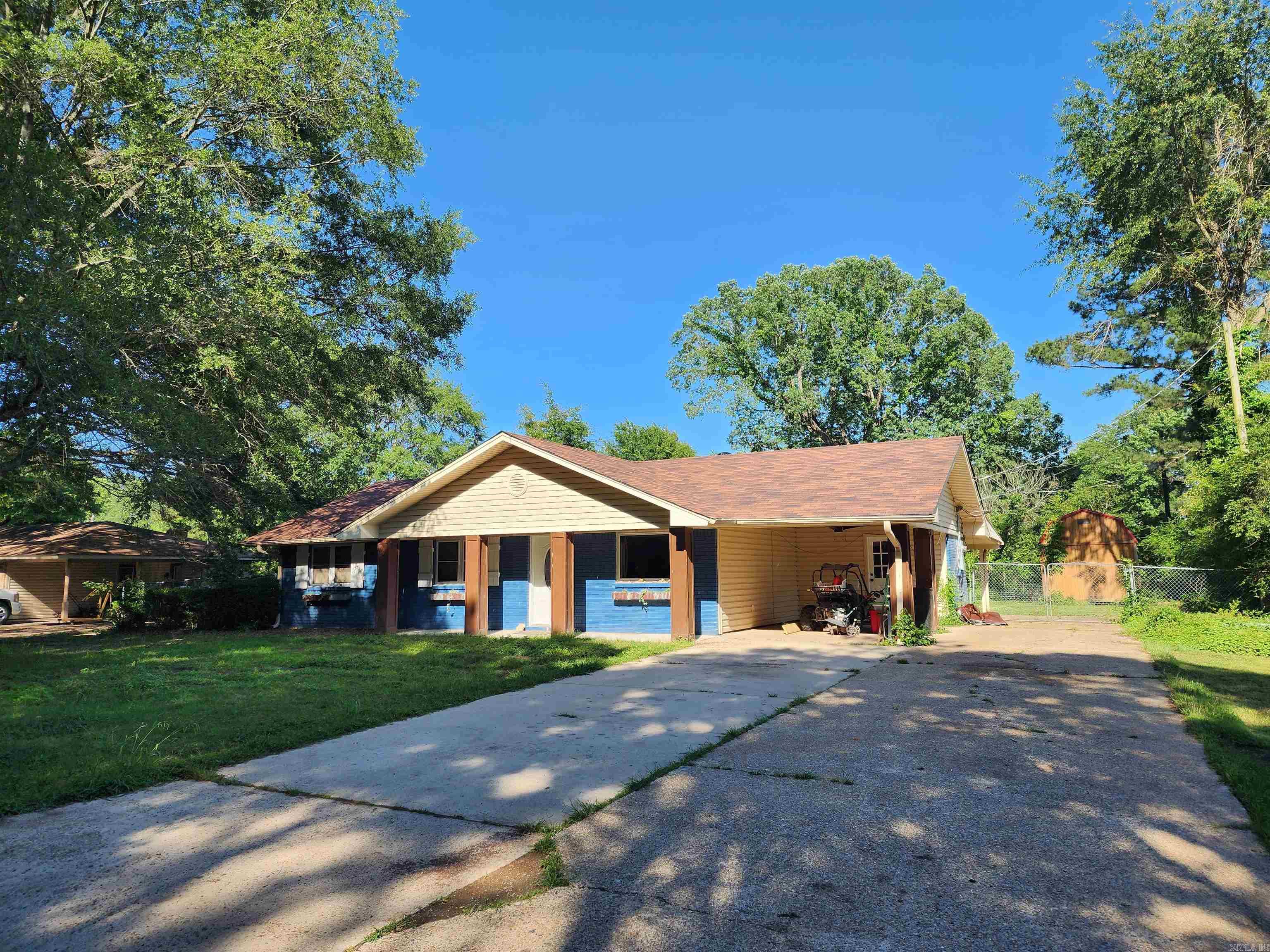 SOUTH PARK - Residential