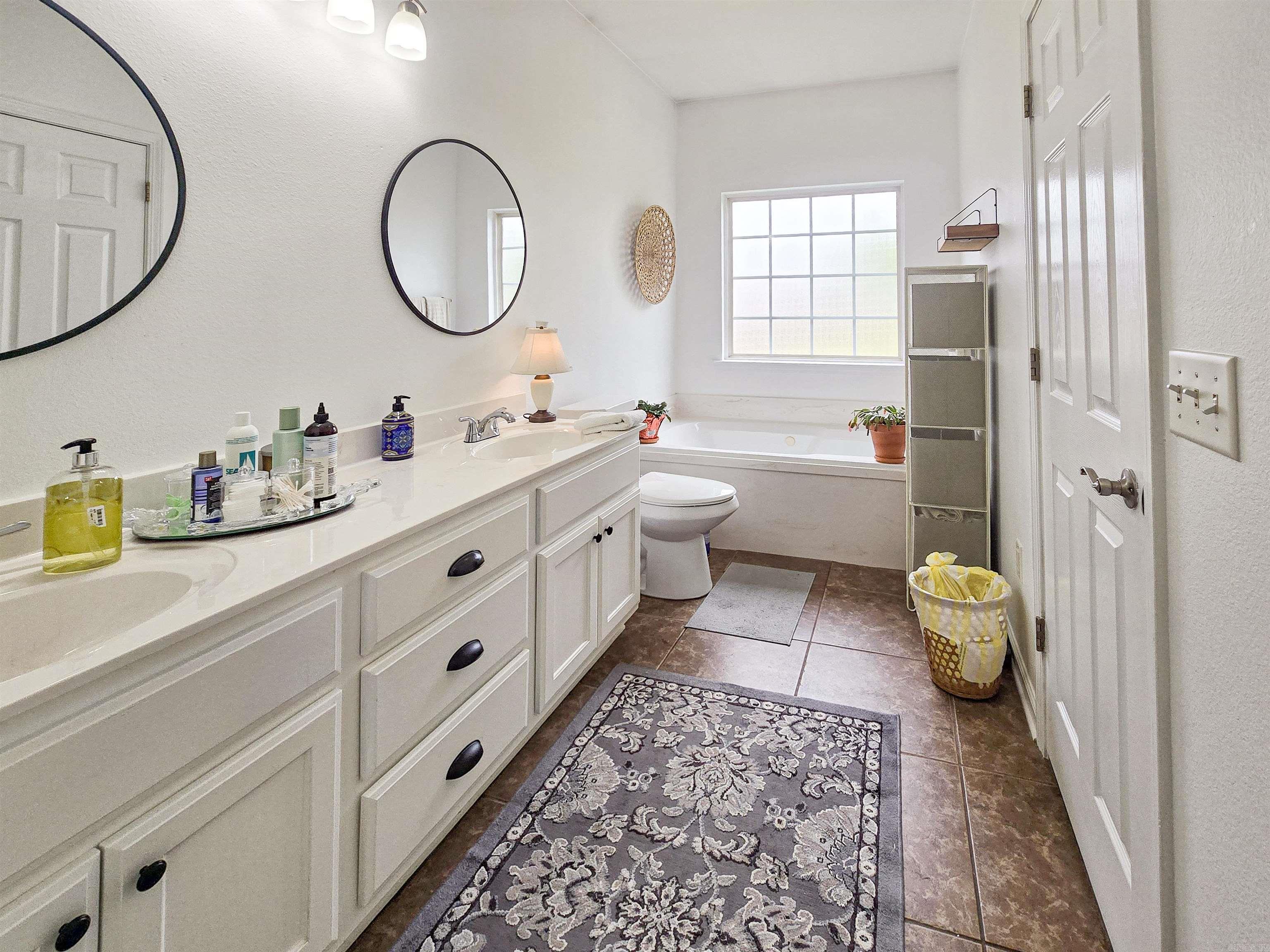 SPRING VALLEY - Residential