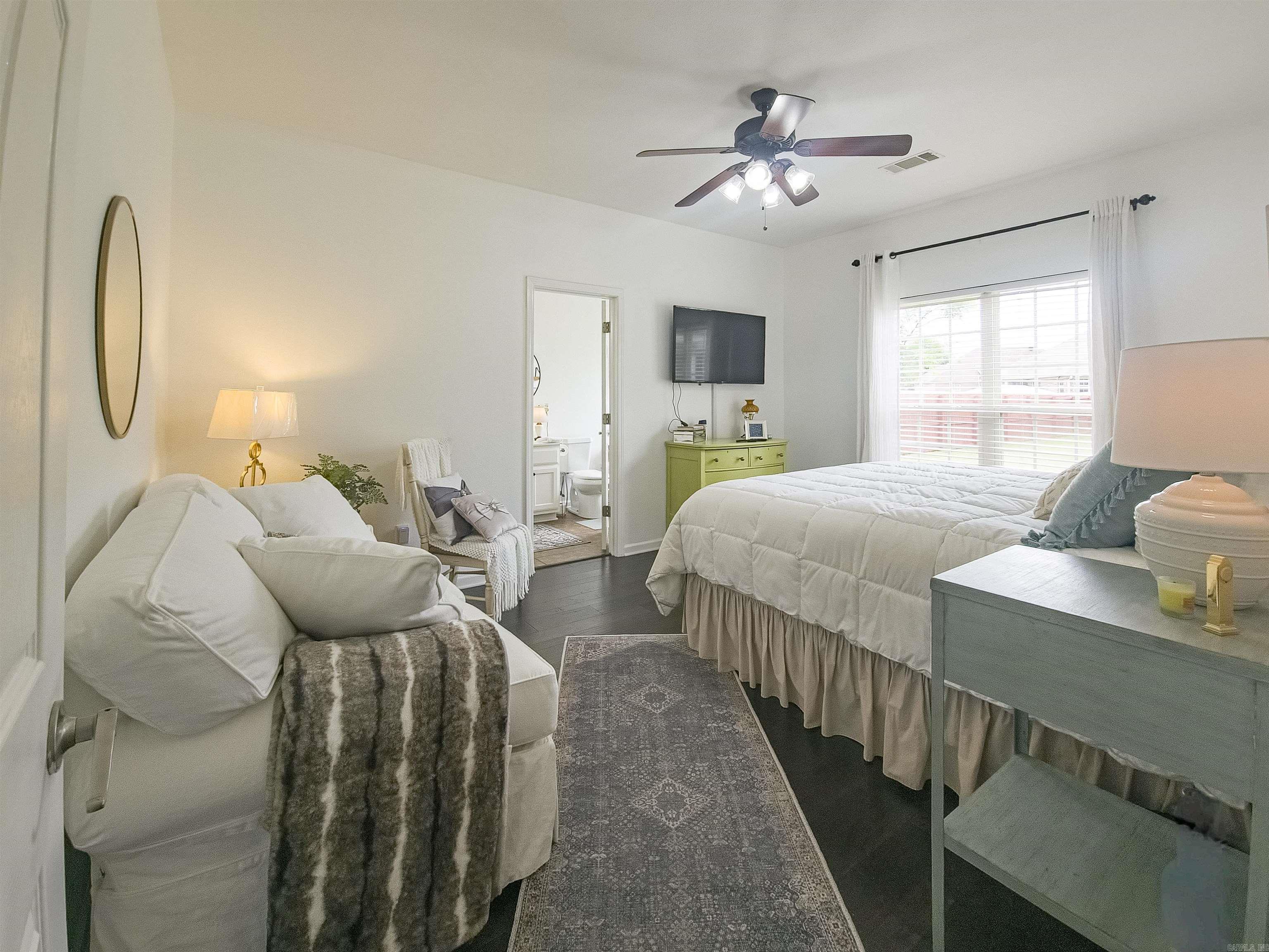 SPRING VALLEY - Residential