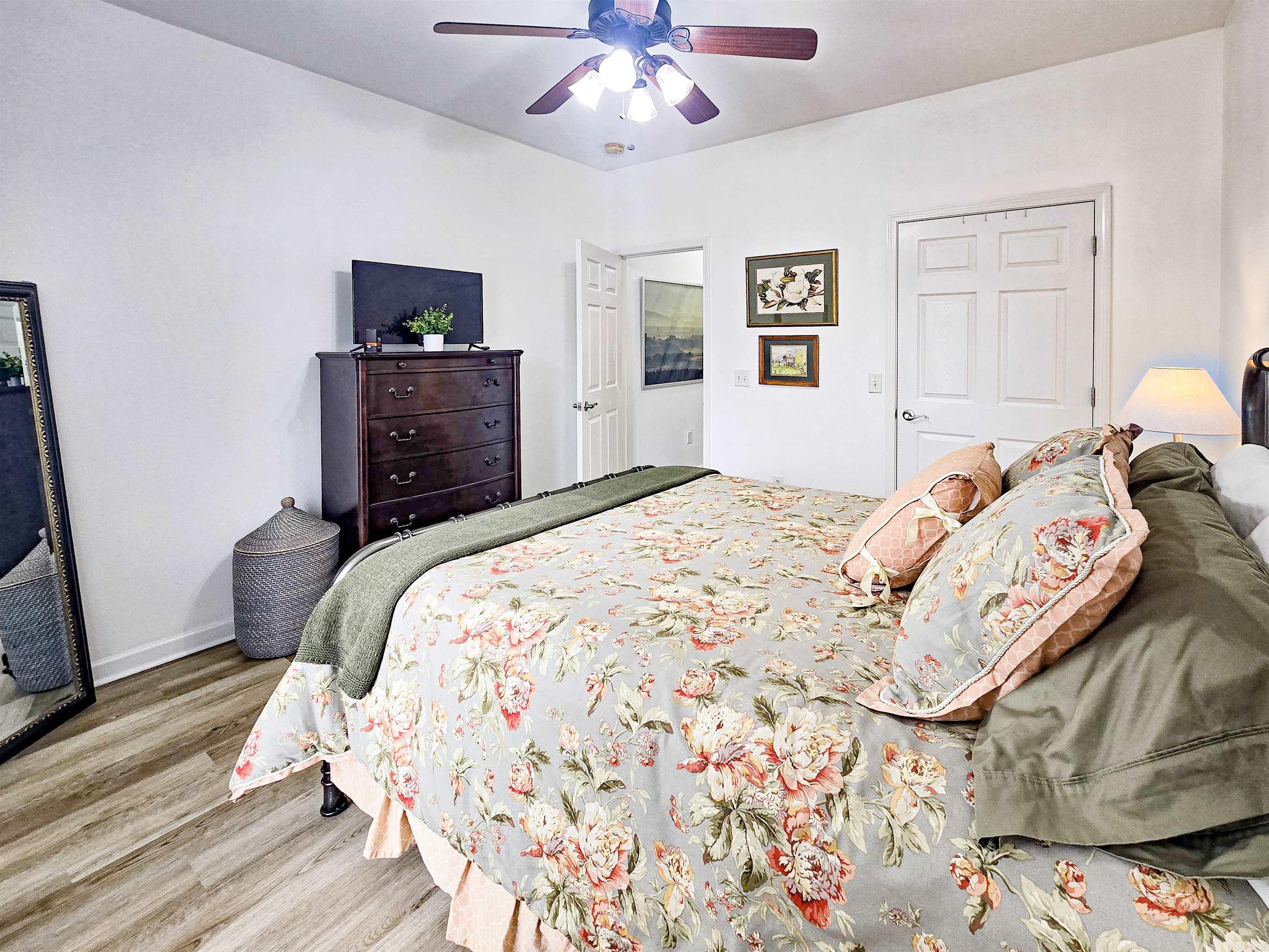 SPRING VALLEY - Residential