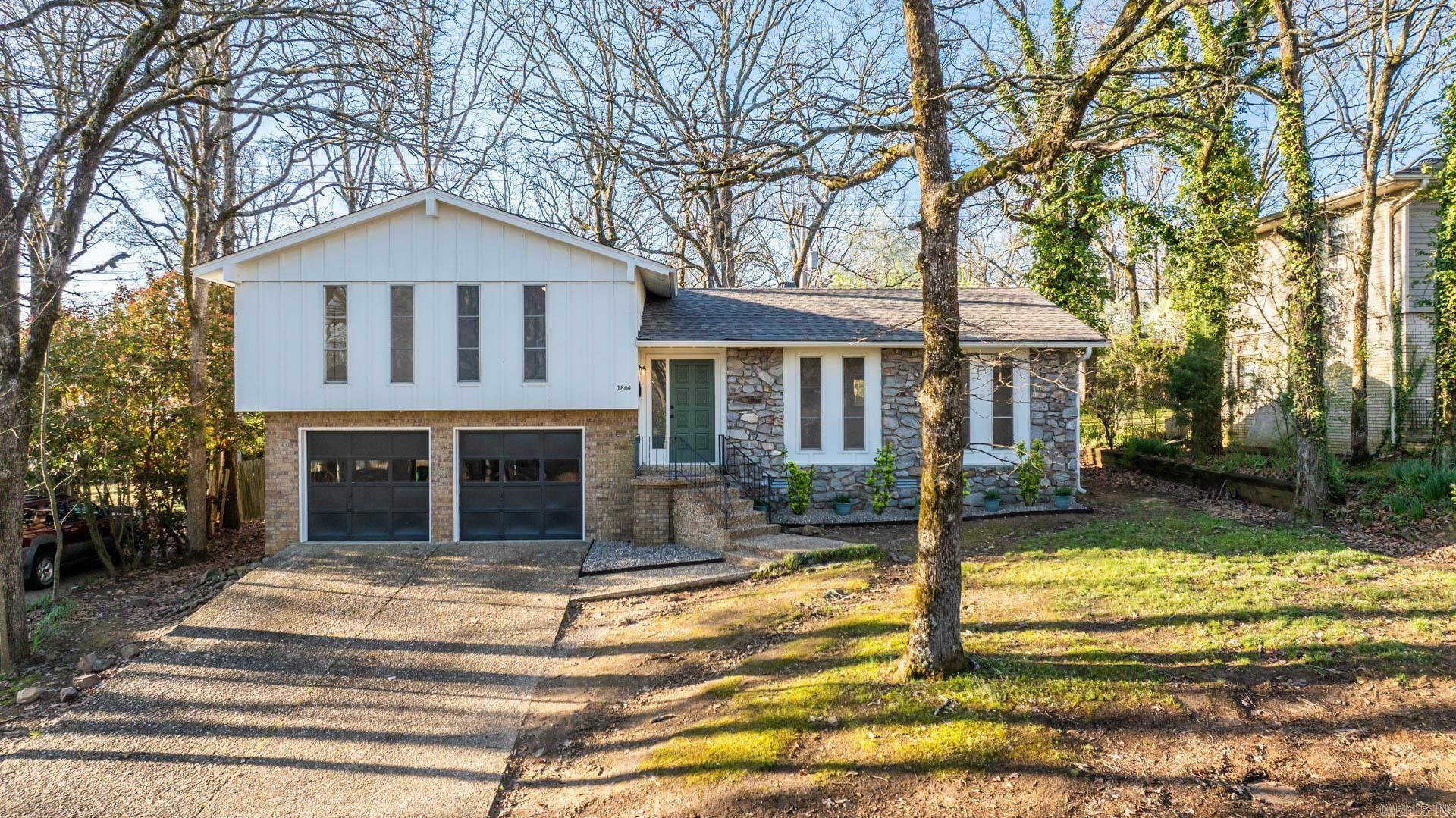 This amazing 3 bed 2 bath in Indian Hills features a custom kitchen with brand new custom built cabinets. There are also many other new features such as, a NEW roof, NEW appliances, NEW slab granite in kitchen and bathrooms, NEW flooring throughout, NEW paint, and even all NEW fixtures. This home is not one that you will want to miss. We are excited for you to come and see if it could be yours!