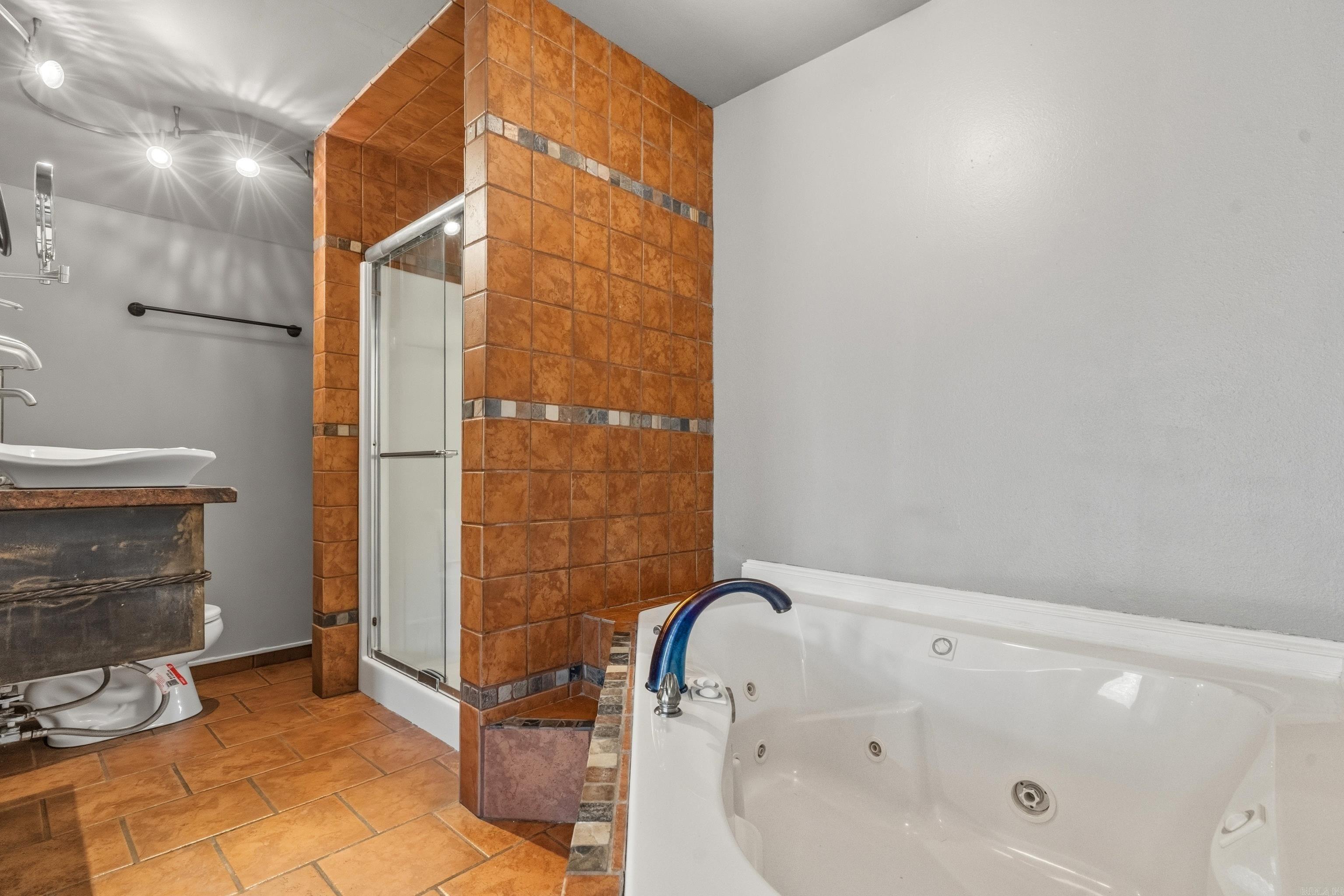 WATERMANS - Residential