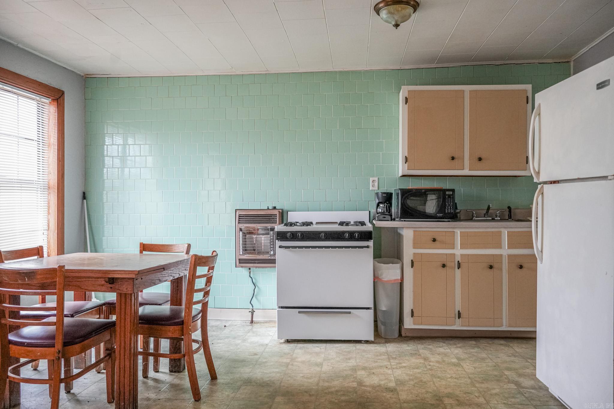 Unlotted City of Daisy - Commercial Sale