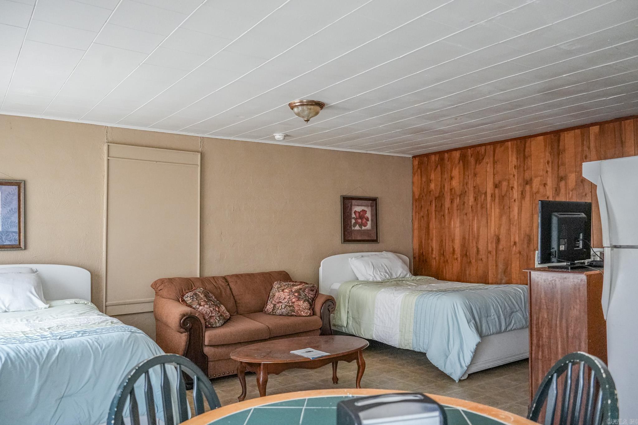 Unlotted City of Daisy - Commercial Sale