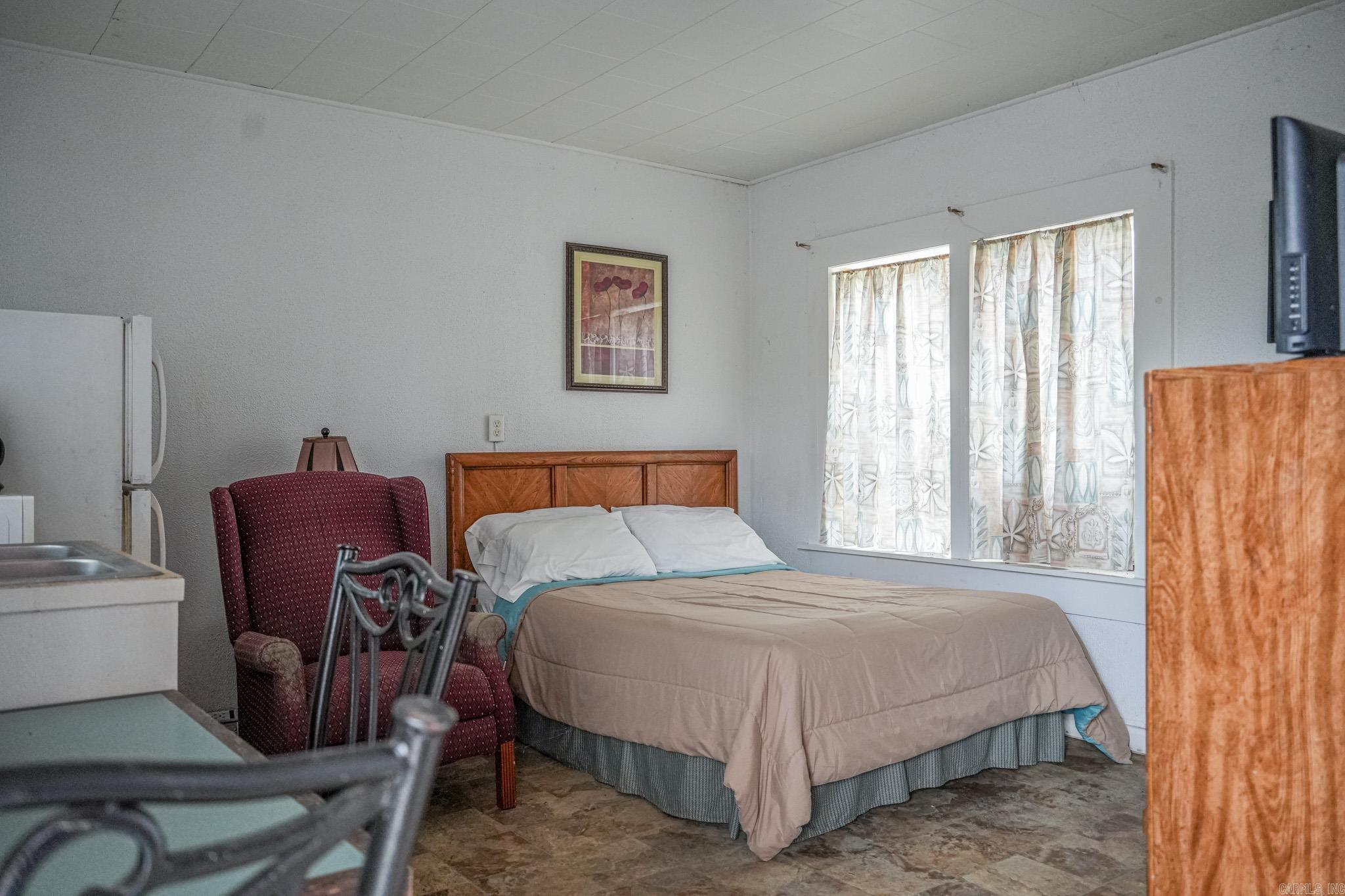 Unlotted City of Daisy - Commercial Sale