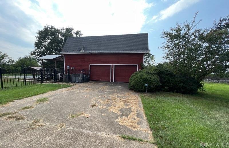 Metes & Bounds - Residential