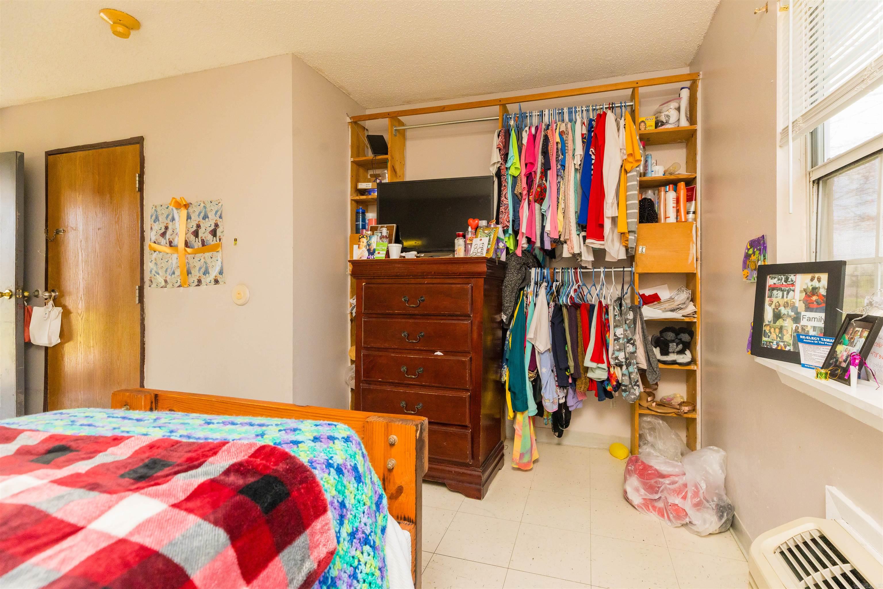 St Francis - Commercial Sale