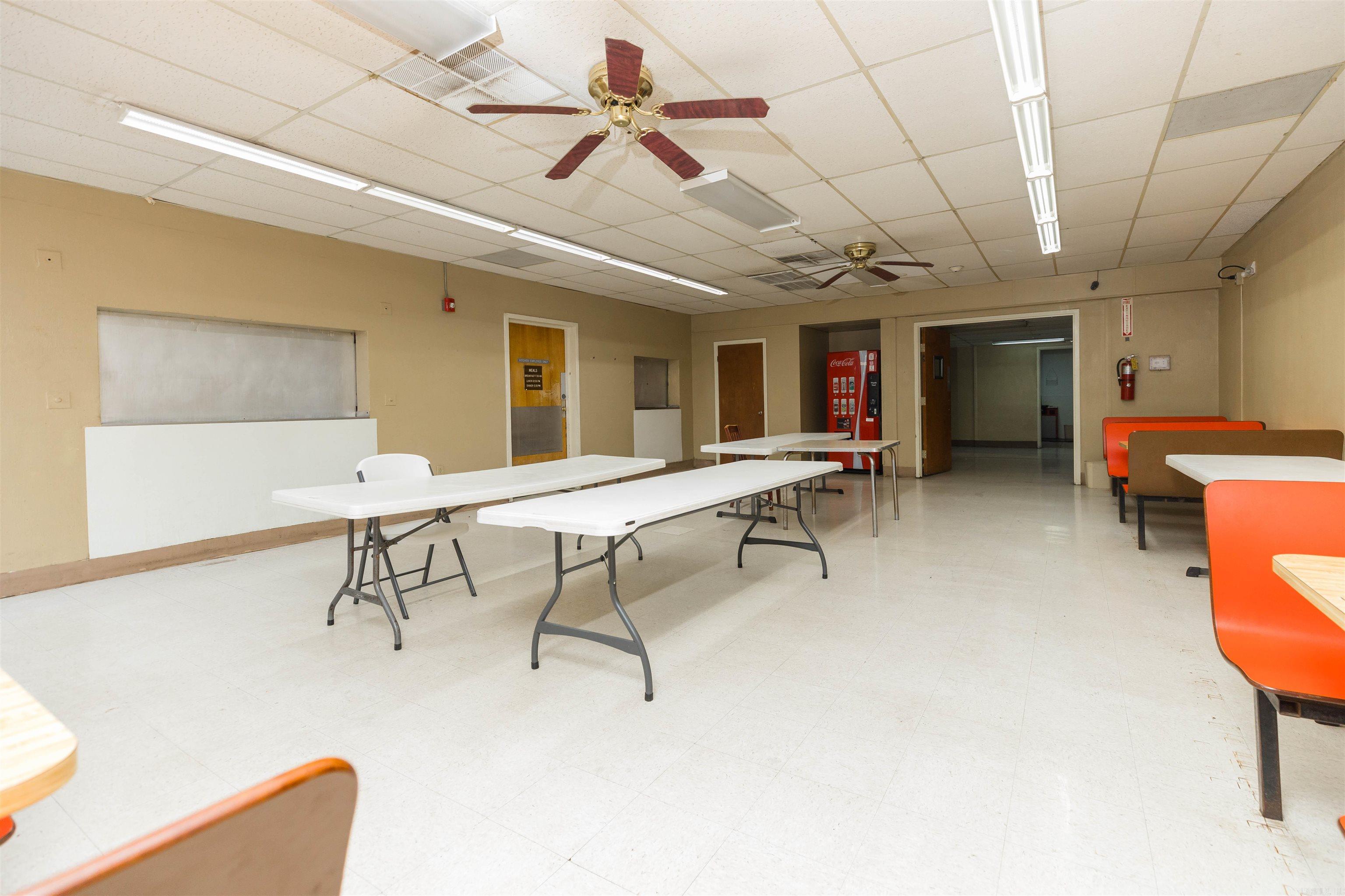 St Francis - Commercial Sale