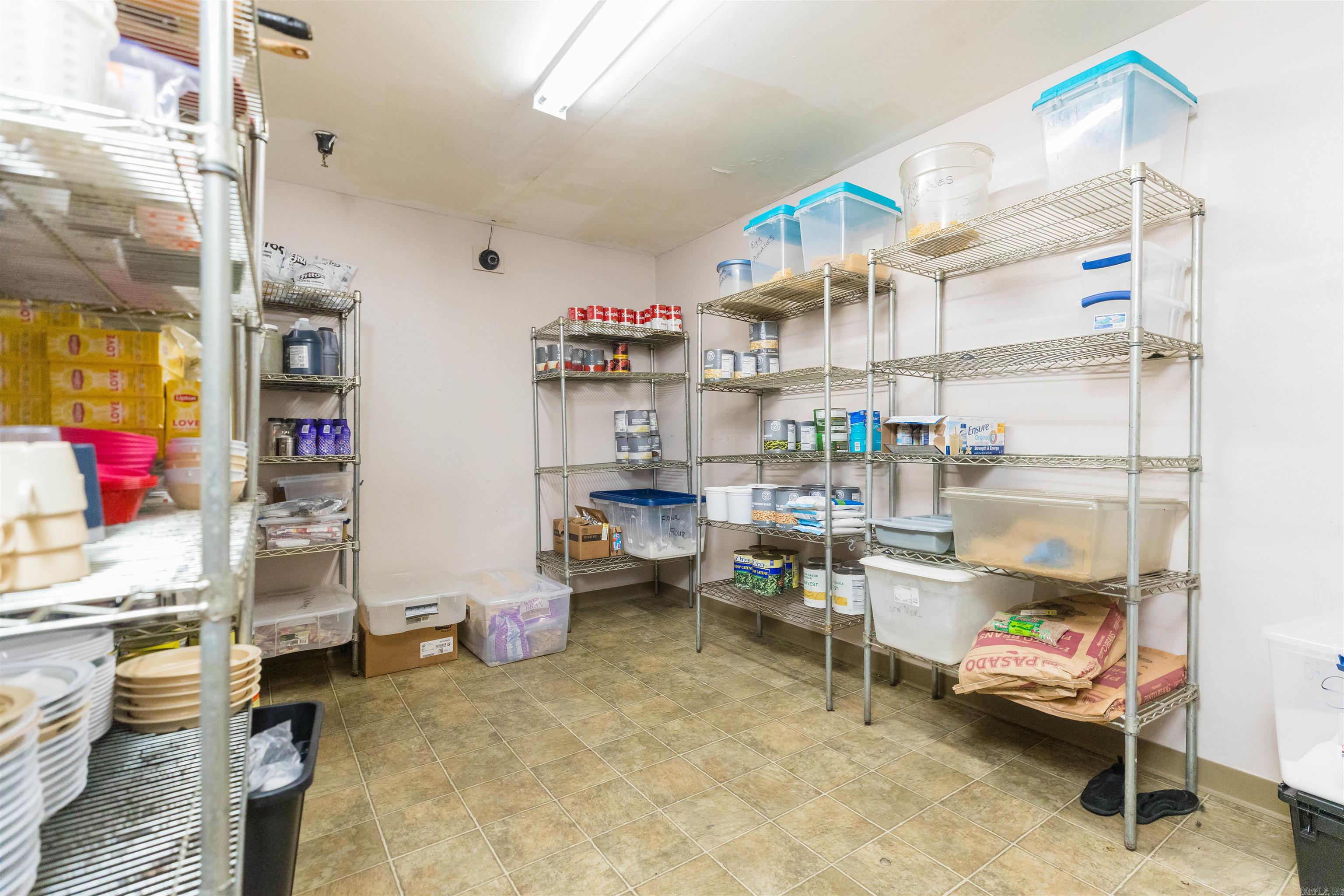 St Francis - Commercial Sale