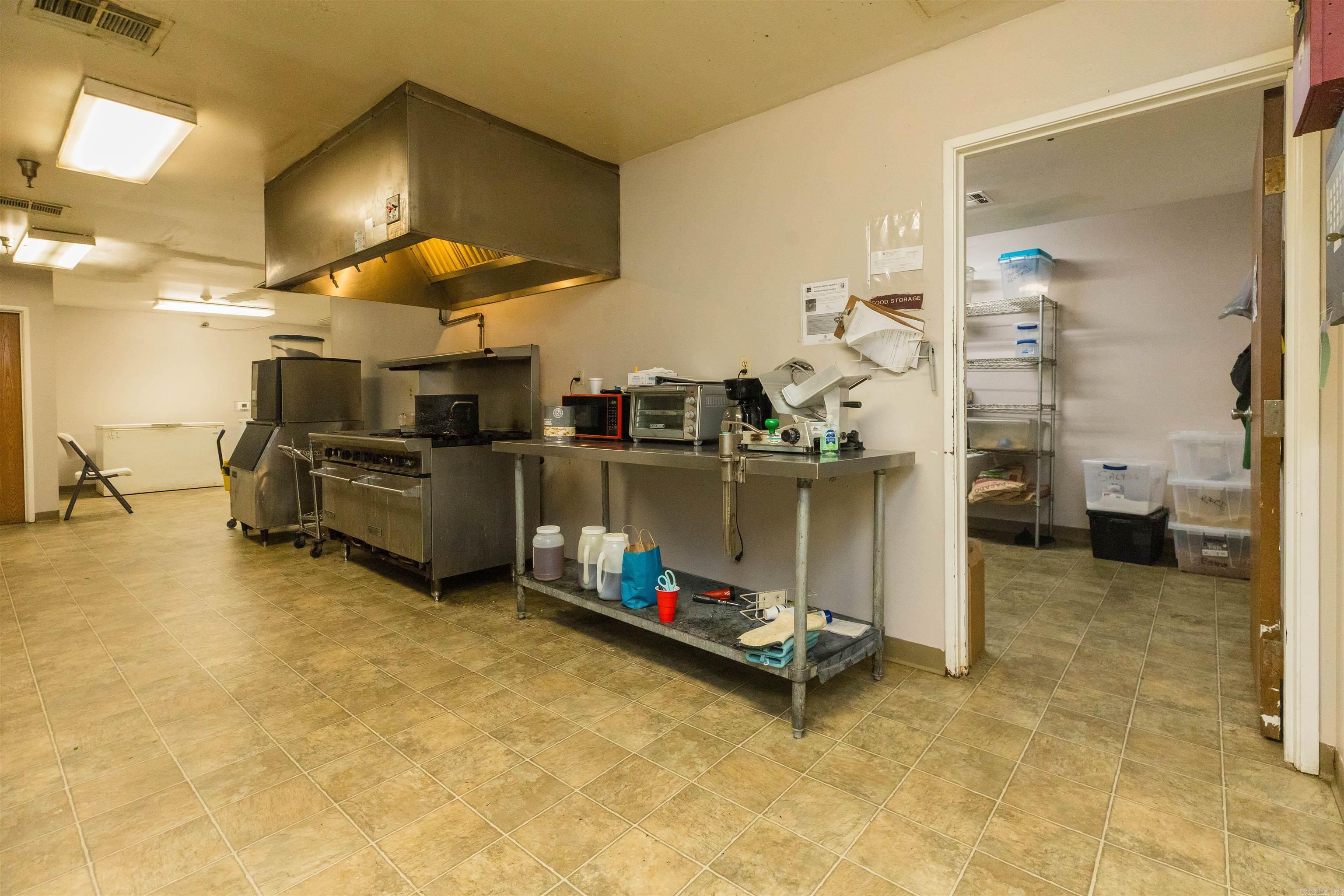 St Francis - Commercial Sale