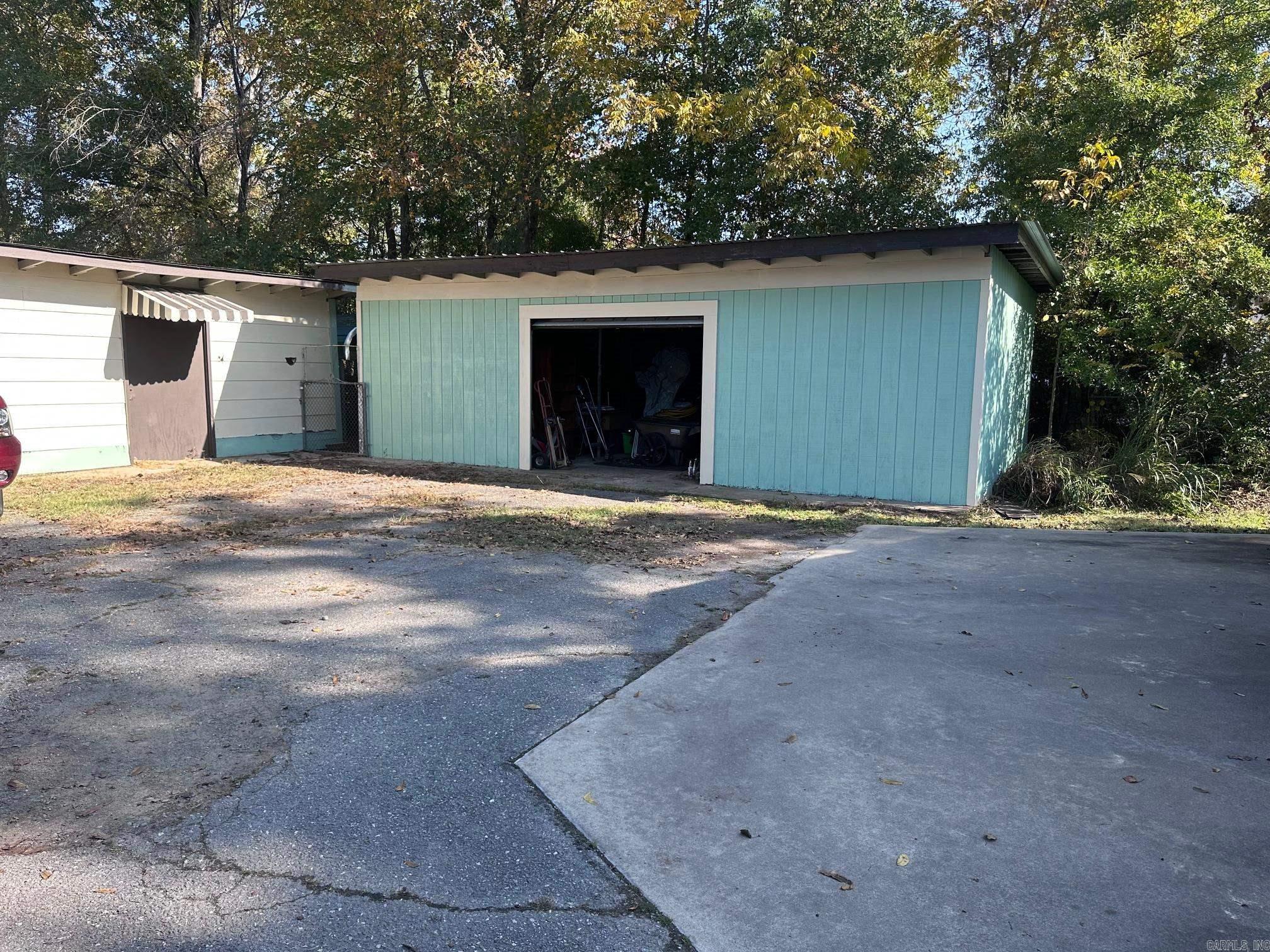 White Hall - Residential